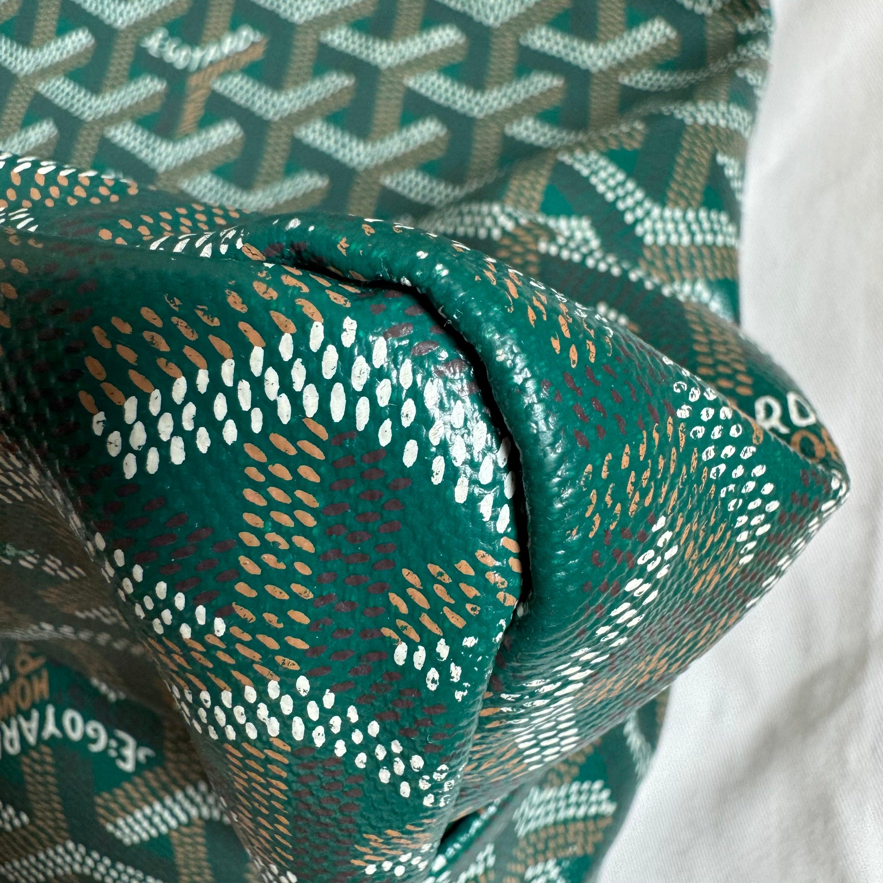 Goyard Bohame Hobo Shoulder Bag Green In Good Condition For Sale In AUBERVILLIERS, FR