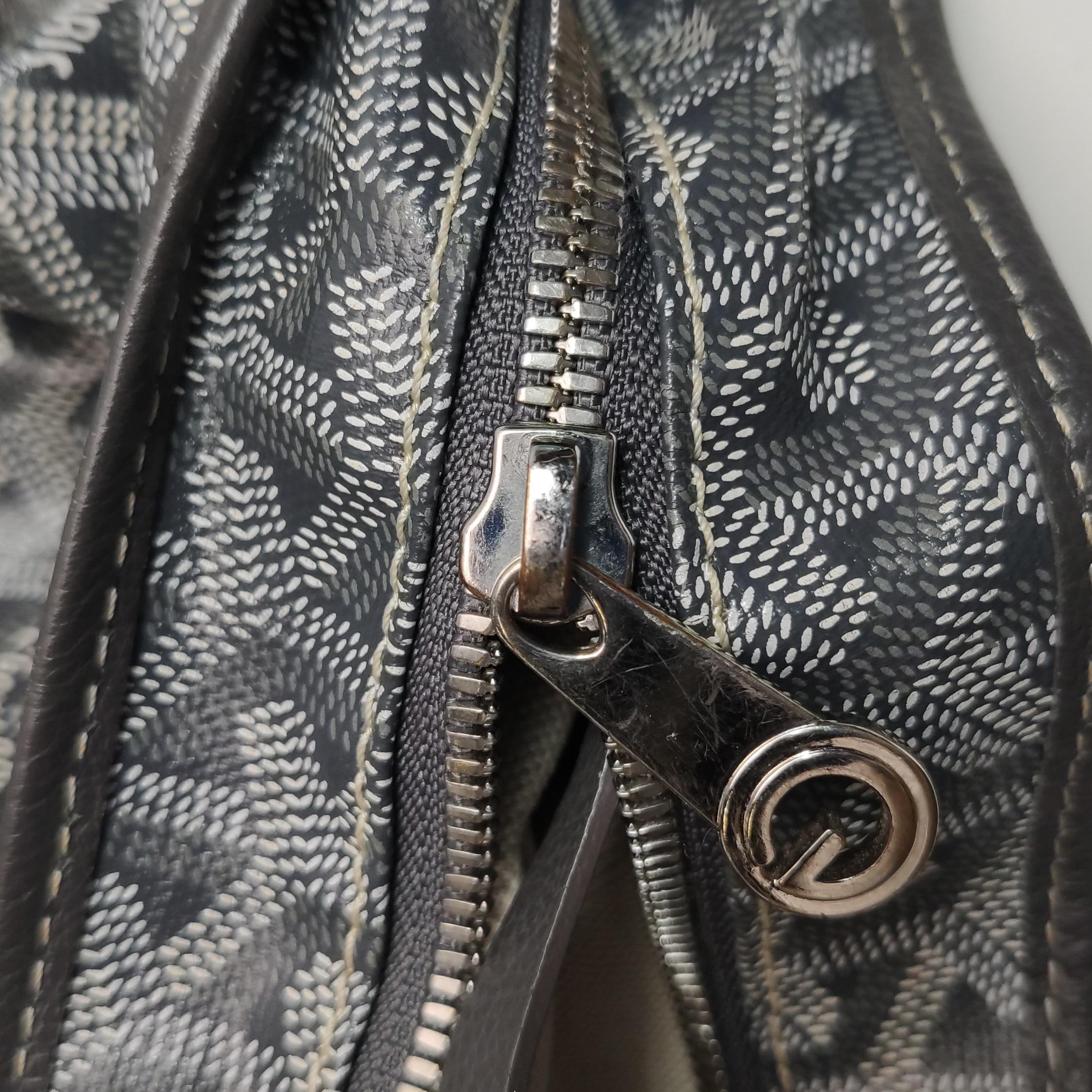 Goyard Boheme Hobo Shoulder Bag Grey 2023 in vendita 6