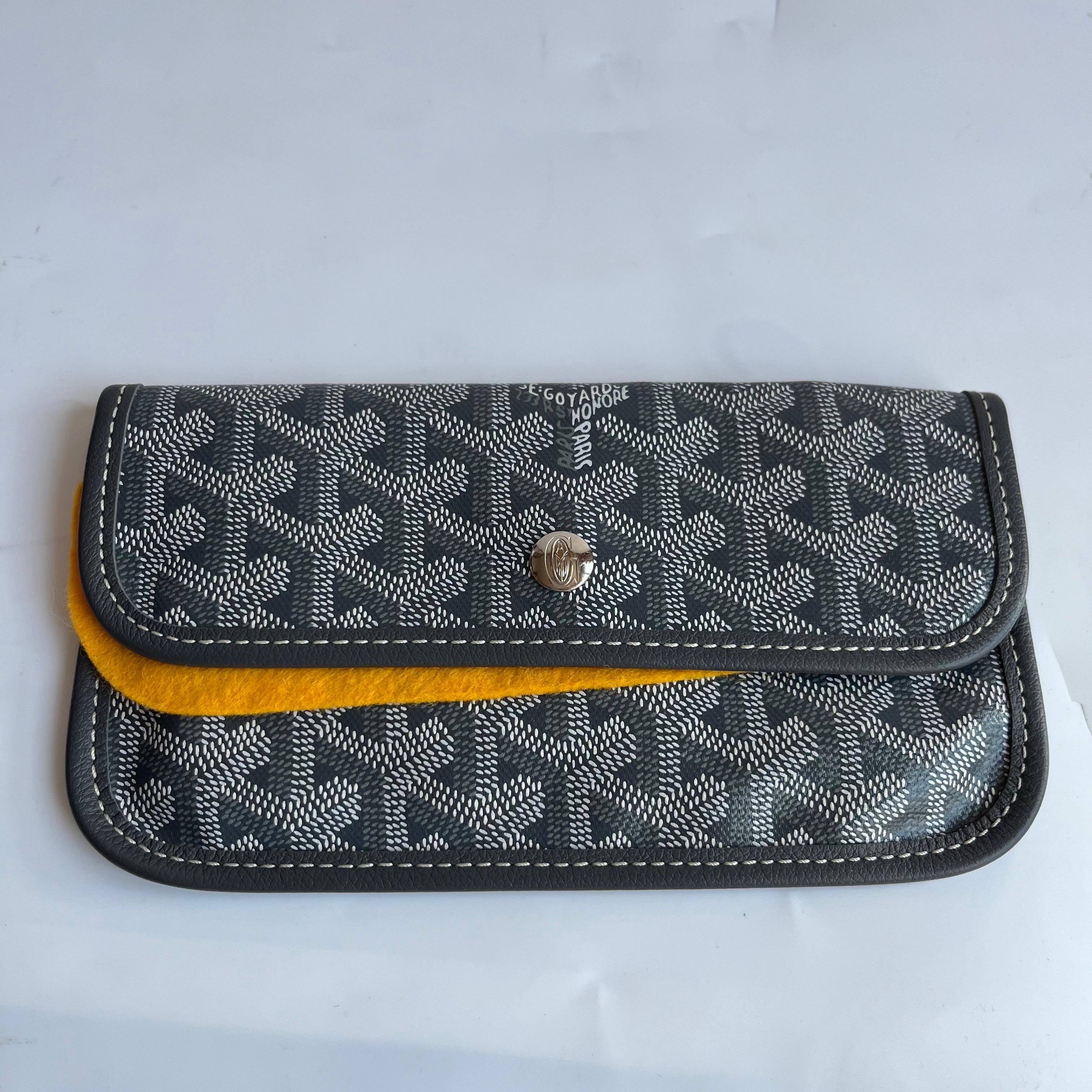 Goyard Boheme Hobo Shoulder Bag Grey 2023 in vendita 17