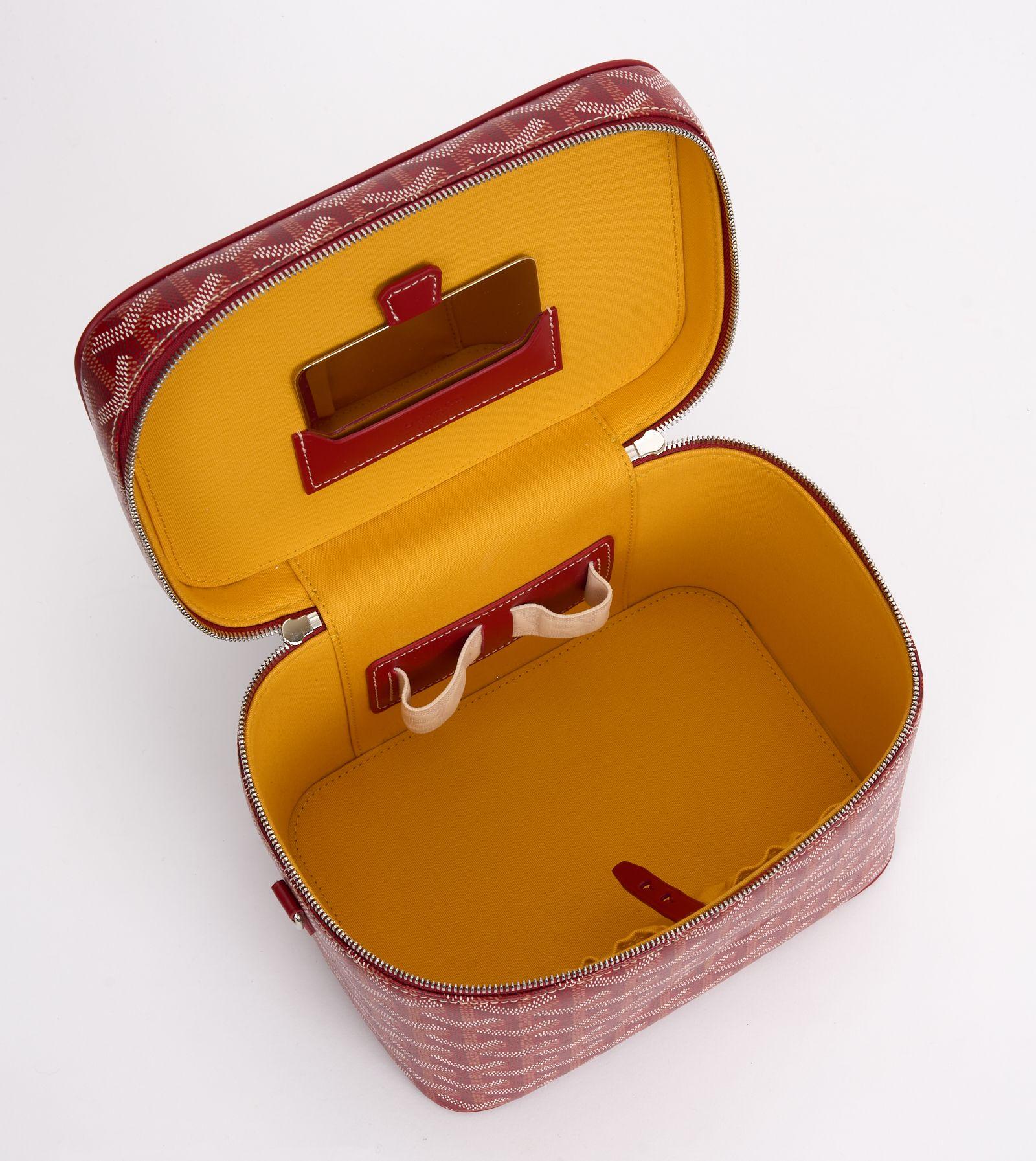 Goyard Convertible Cosmetic Train Case For Sale 2