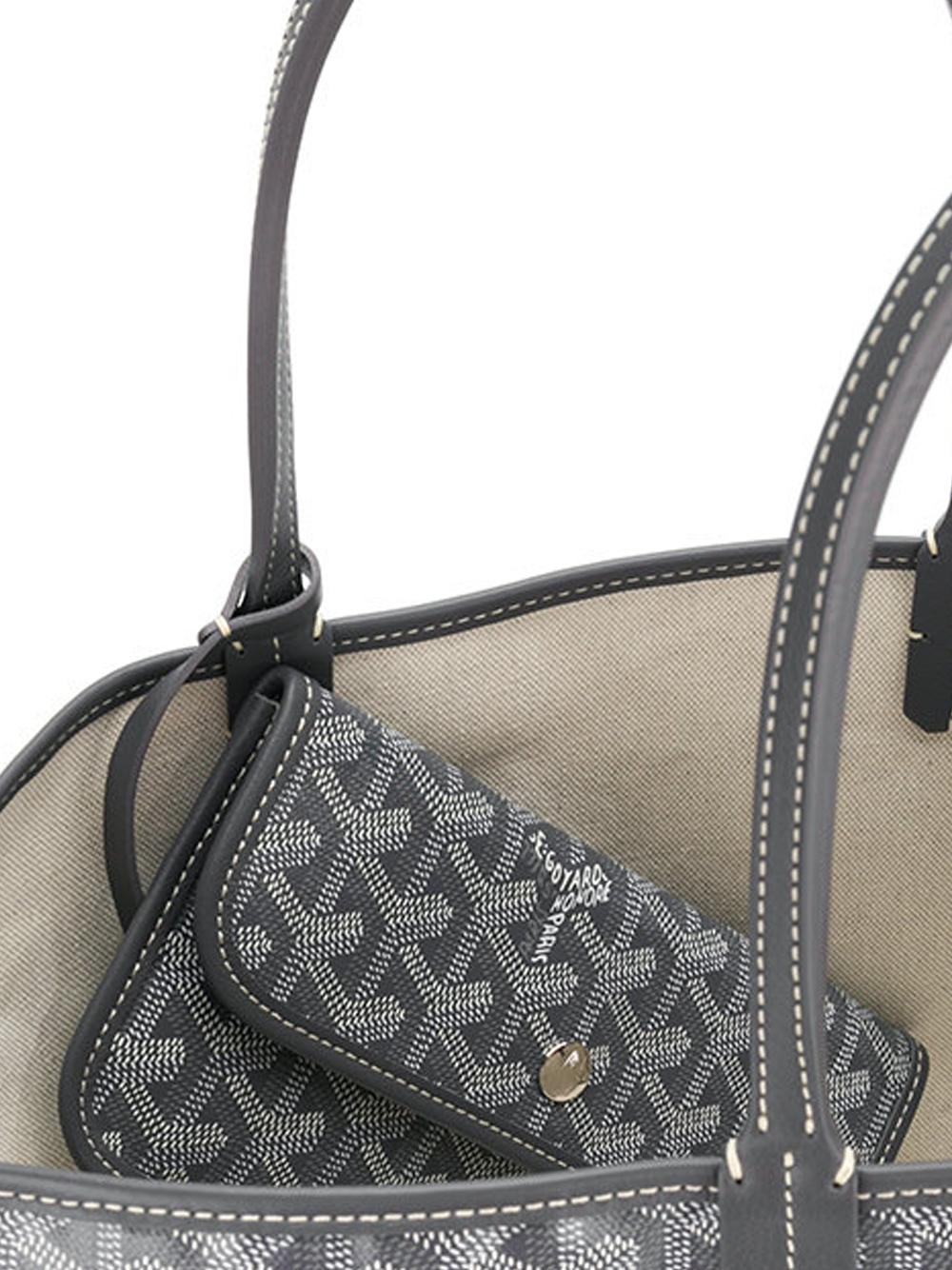 Goyard Customized Grey 'Butterflies' Monogram St Louis PM Bag In Excellent Condition In London, GB