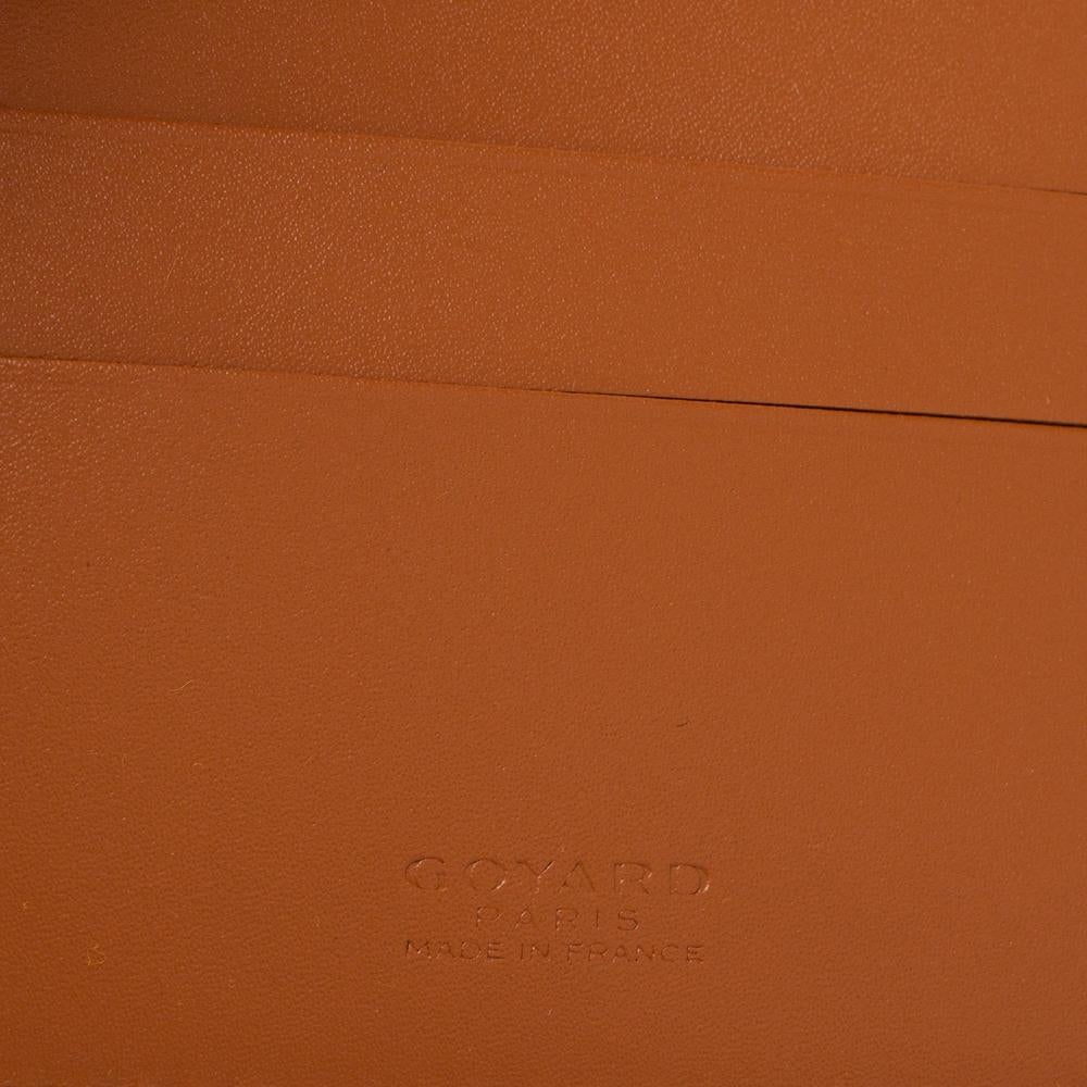 Goyard Dark Brown Goyardine Coated Canvas Grenelle Passport Holder In New Condition In Dubai, Al Qouz 2