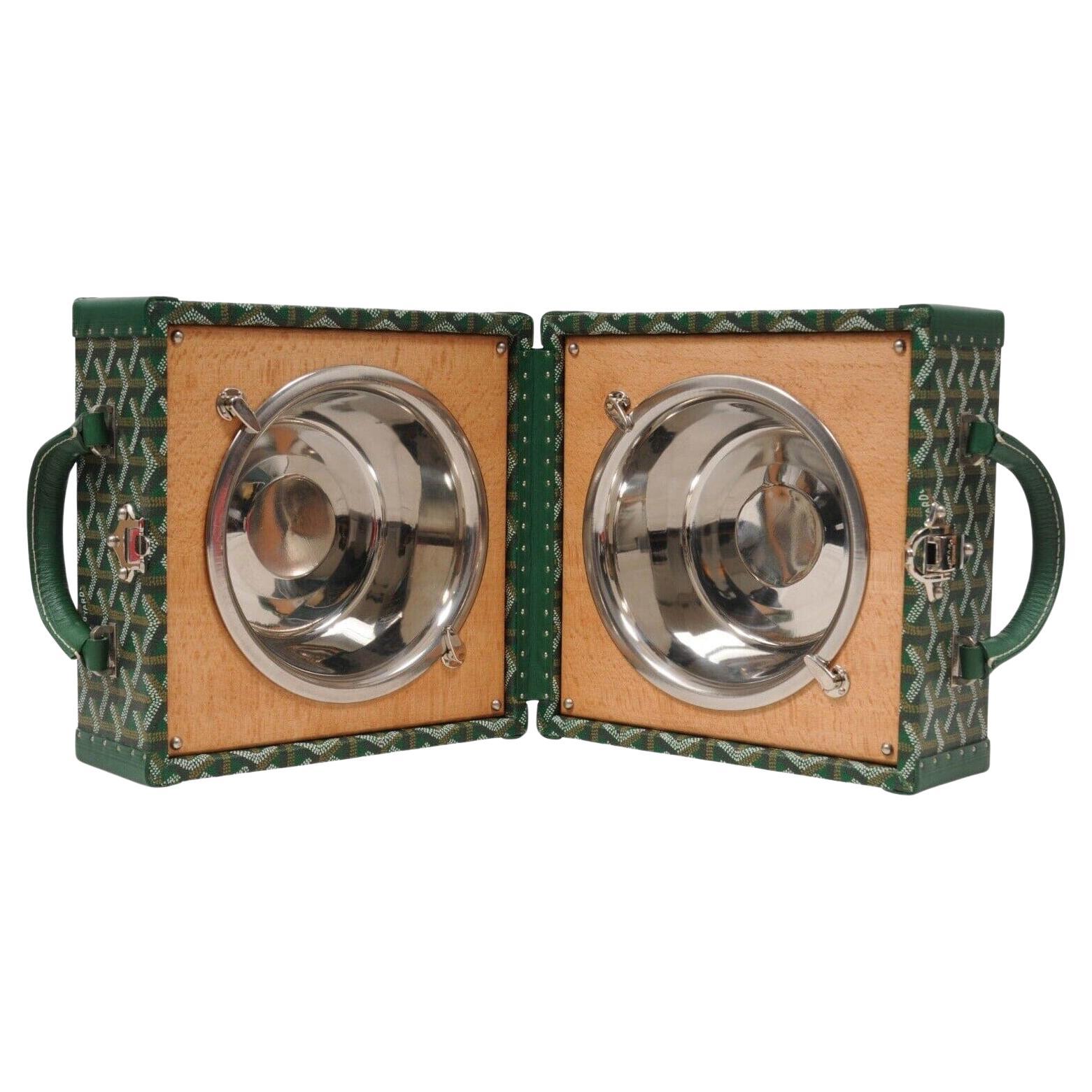 Goyard Ecuelle De Voyage Green Hard Sided Display Travel Trunk Case Dog Pet Bowl (écuelle de voyage verte) en vente