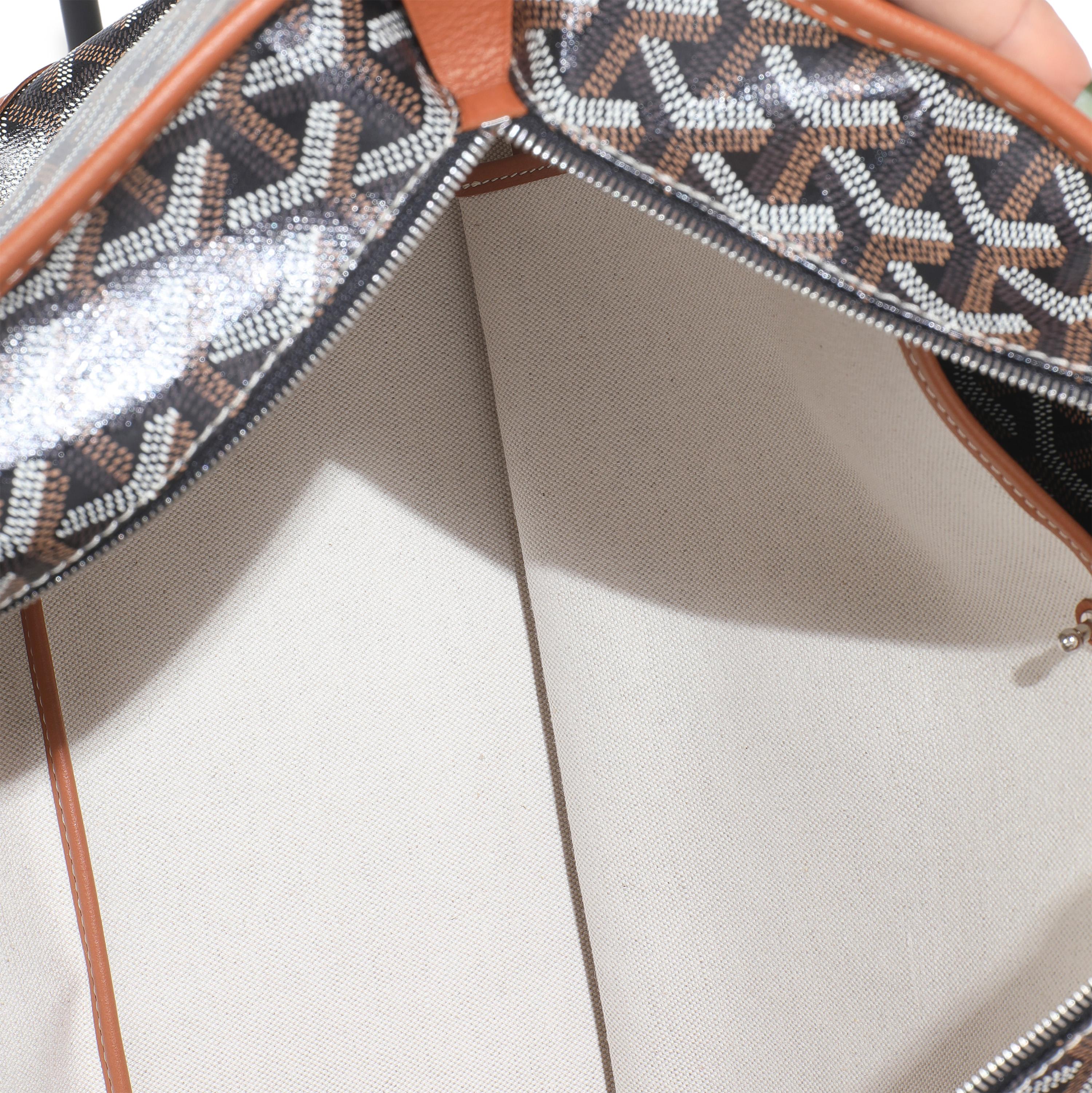 Goyard Oro Nero Goyardine Tela Artois MM in vendita 2