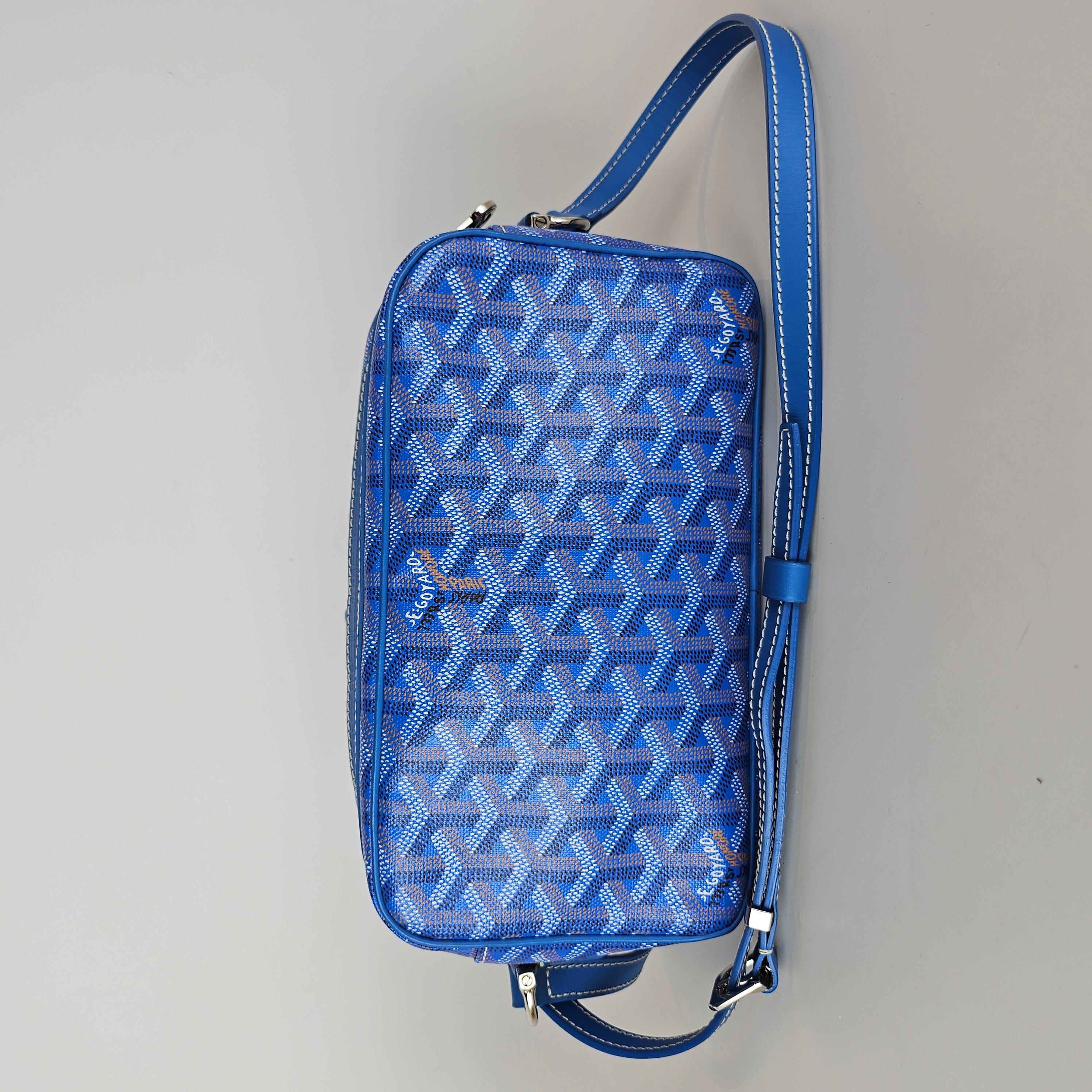 Goyard Goyardine Sac Cap Vert Camera Crossbody Bag Sky Blue 4