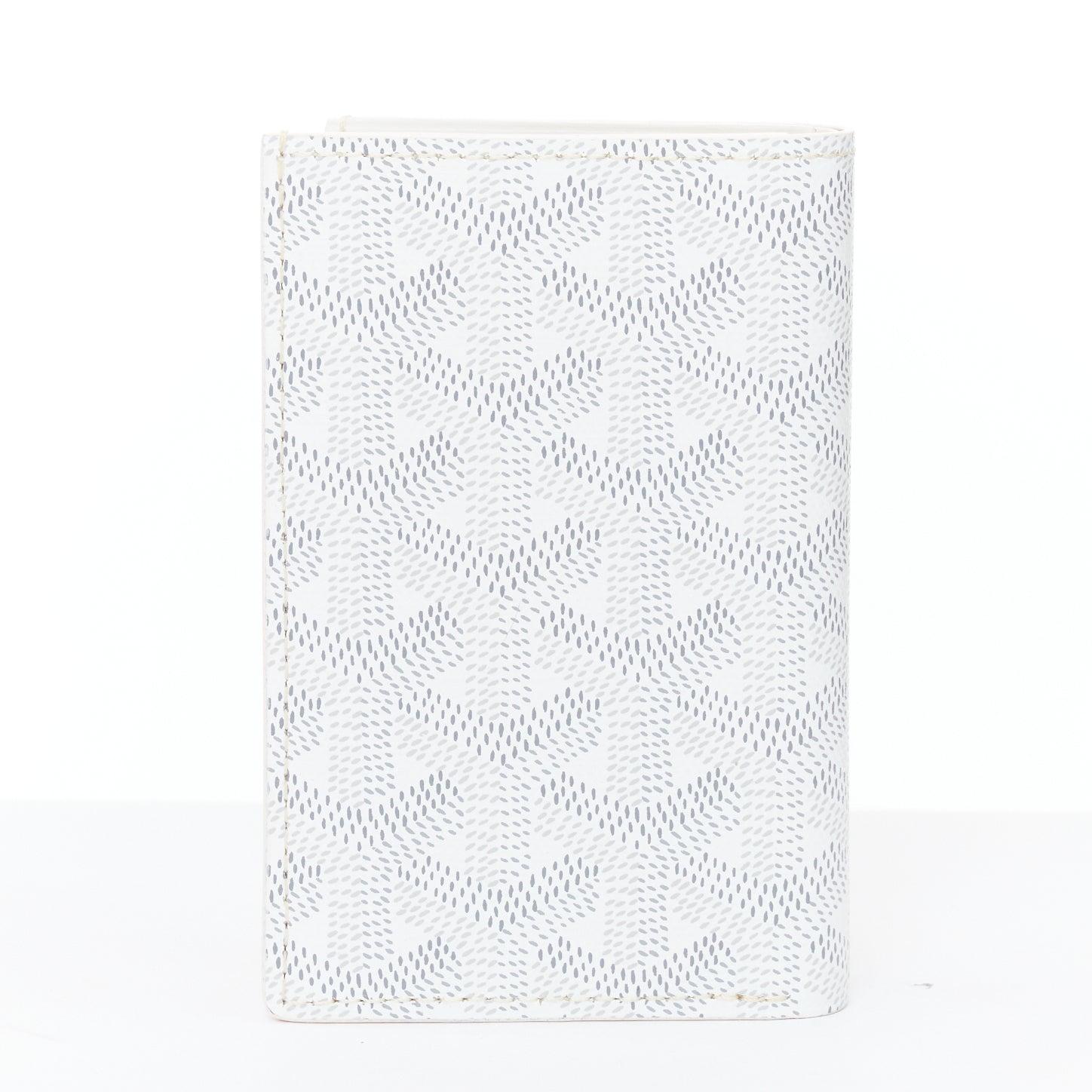 Donna Goyard Portafoglio Saint-Pierre 2 grigio bianco Monogram in vendita