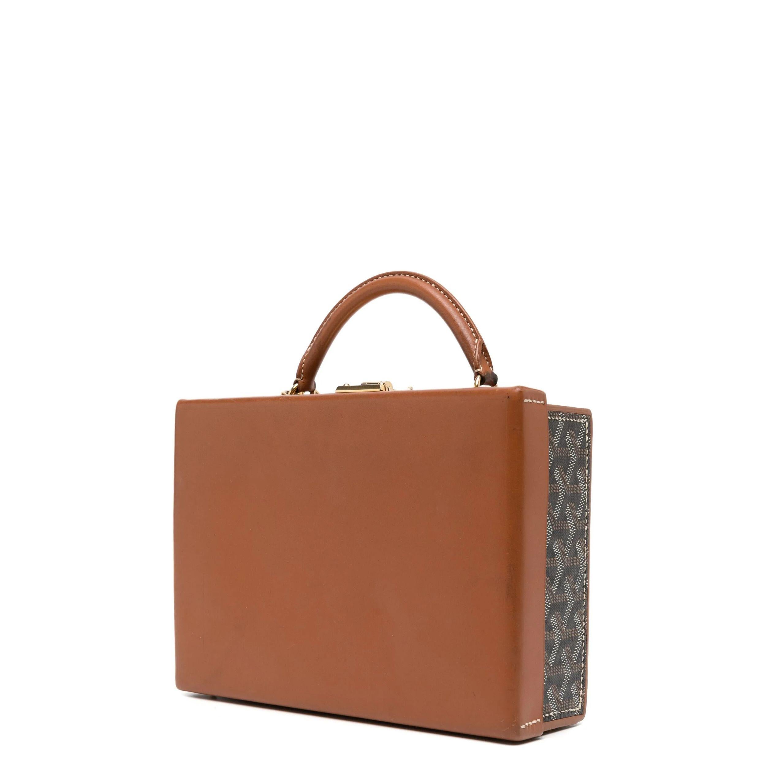 Noir Goyard Grand Hotel Trunk Bag en vente