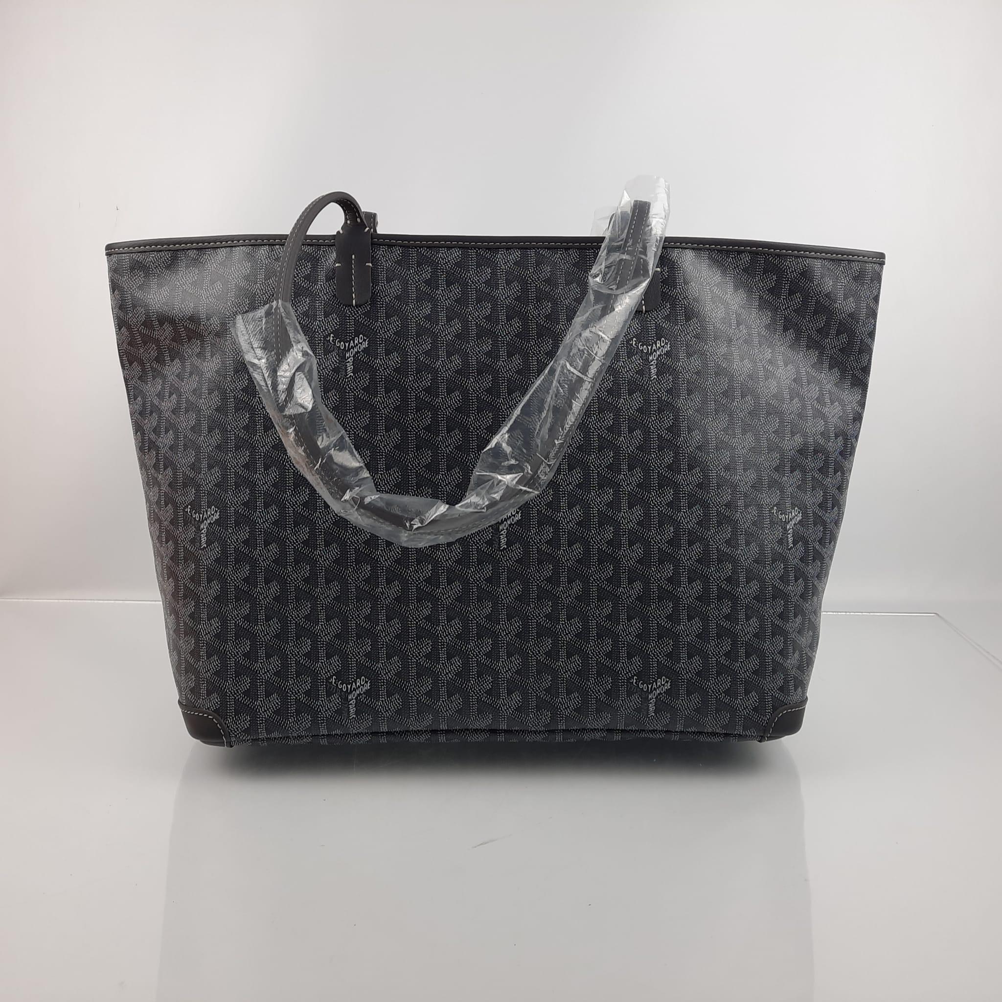 Gray Goyard Grey Artois MM bag