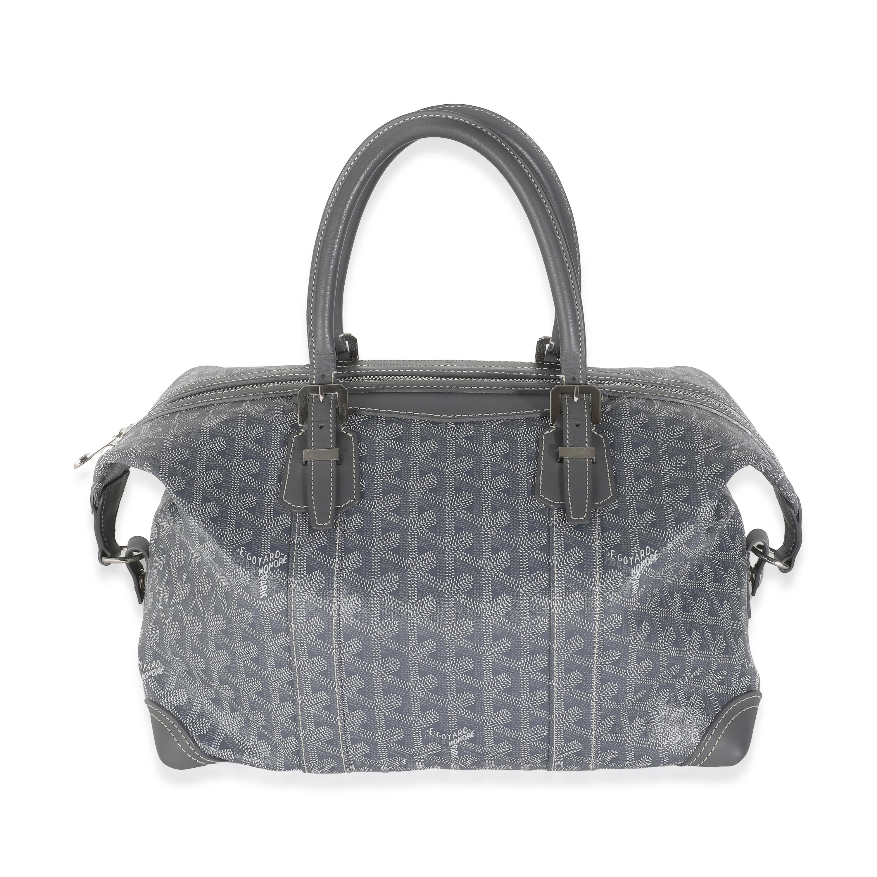 Listing Title: Goyard Grey Goyardine Canvas Boeing 30
SKU: 143459
Condition: Pre-owned 
Condition Description: Goyard’s signature Goyardine pattern has quietly taken over the luxury fashion scene. A heritage brand that has been around since 1853,
