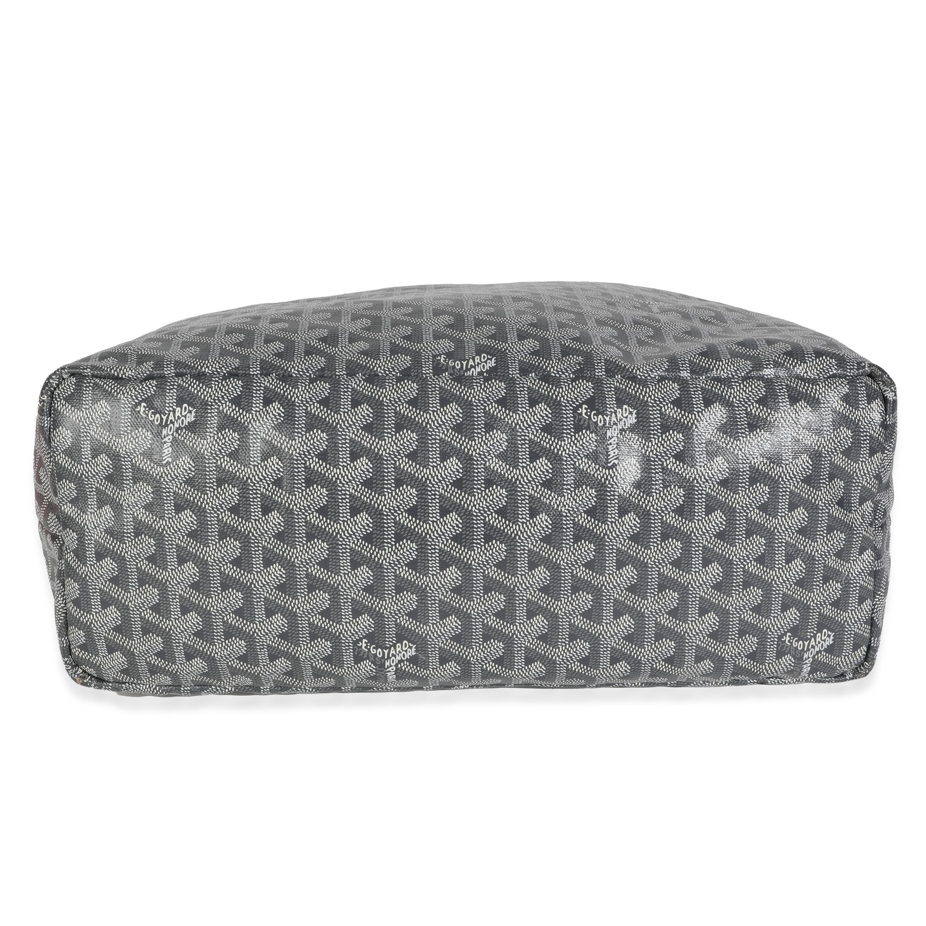 Auflistung Titel: Goyard Graues Goyardine Segeltuch Saint Louis PM
SKU: Z147846
Zustand: Gebraucht 
Beschreibung des Zustands: Als die Saint Louis Tasche von Goyard zum ersten Mal entworfen wurde, war sie als Strandtasche gedacht. Die geräumige
