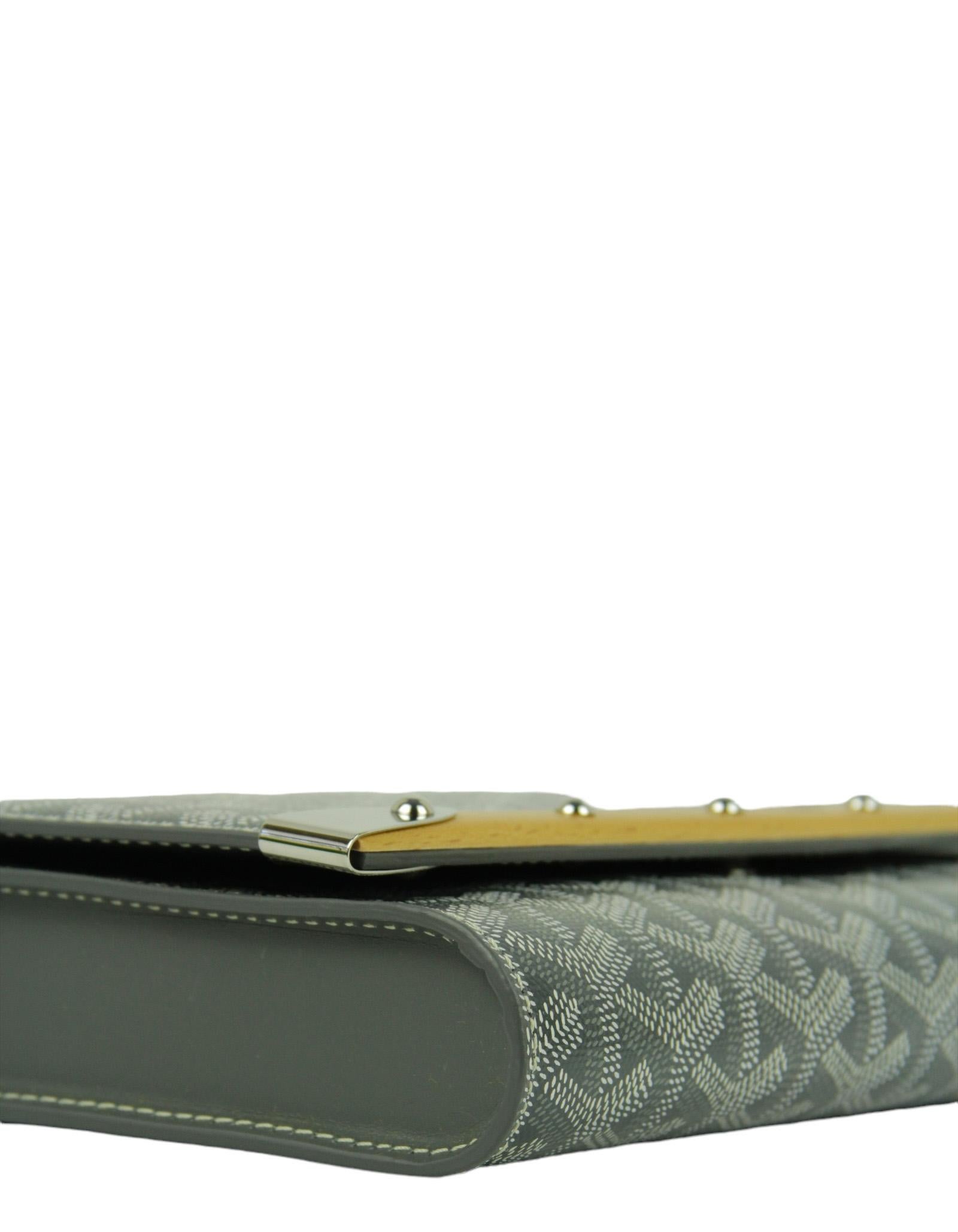 Goyard Grey Goyardine Monte Carlo Bois Clutch Bag w/ Strap In Excellent Condition In New York, NY