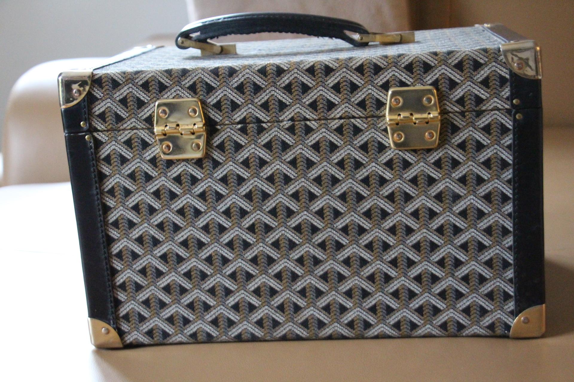 Goyard Jewelry Case, Goyard Trunk, Goyard Train Case, Goyard Beauty Case 5
