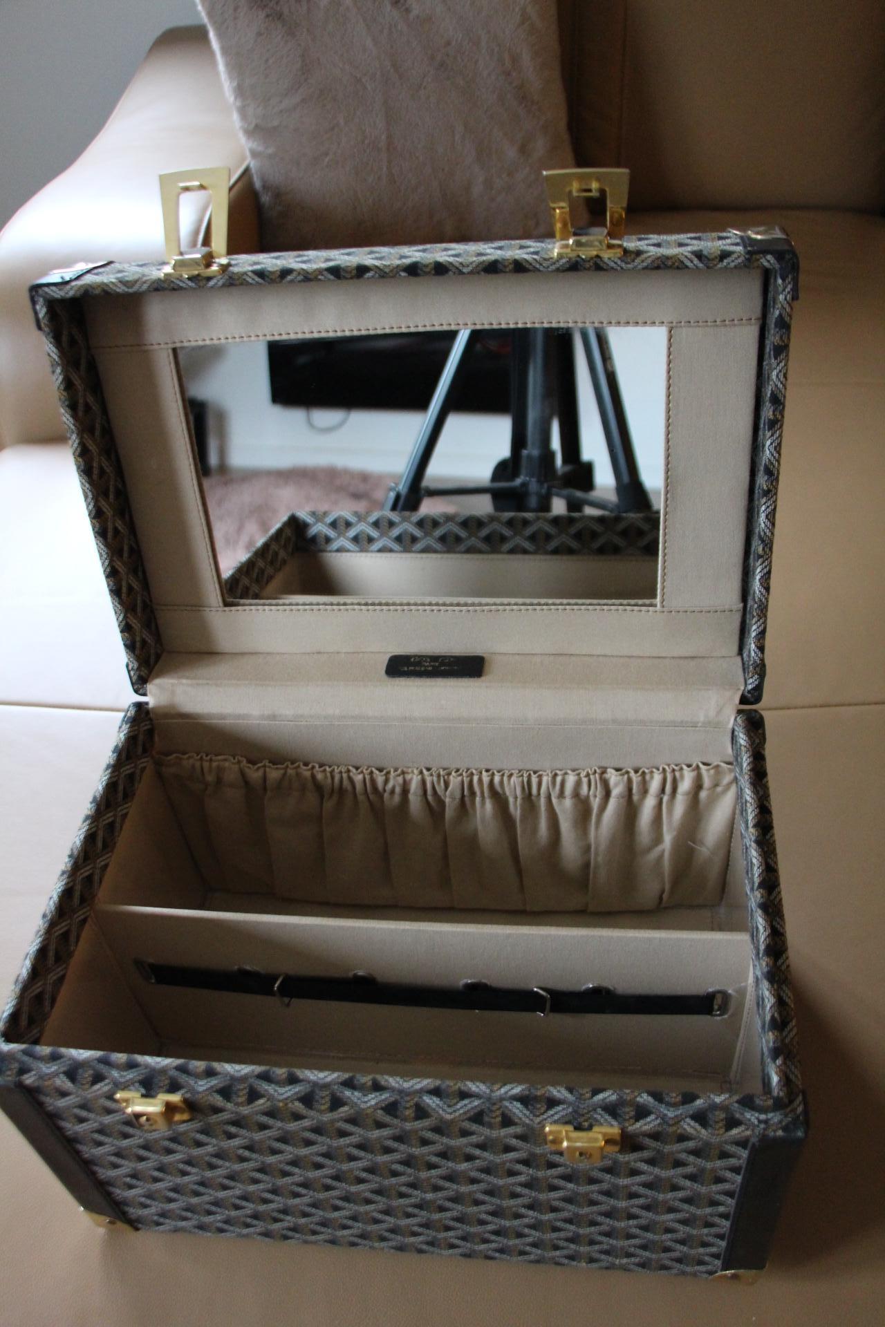 Goyard Jewelry Case, Goyard Trunk, Goyard Train Case, Goyard Beauty Case 13