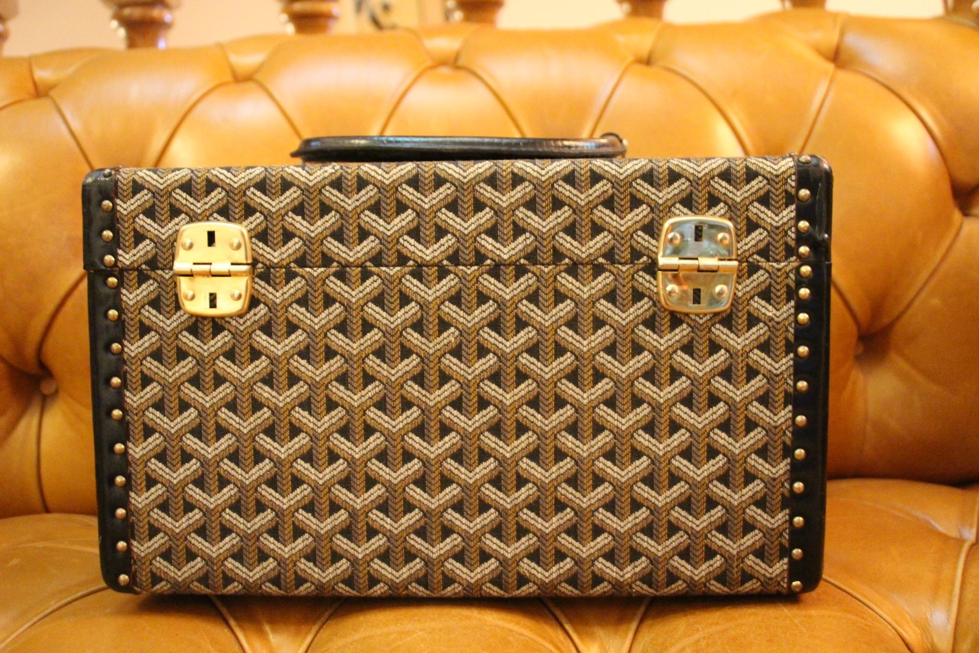 Goyard Jewelry Case, Goyard Trunk, Goyard Train Case, Goyard Beauty Case 4