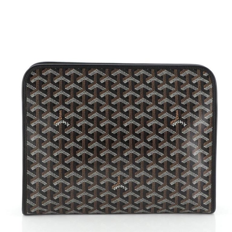 2010 Goyard Black Chevron Coated Canvas Jouvence Toiletry Pouch at 1stDibs