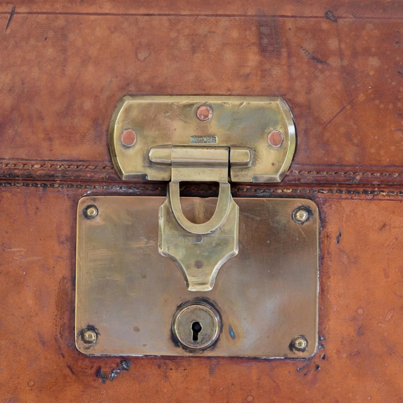 Goyard Leather Steamer Trunk, circa 1910 For Sale 4