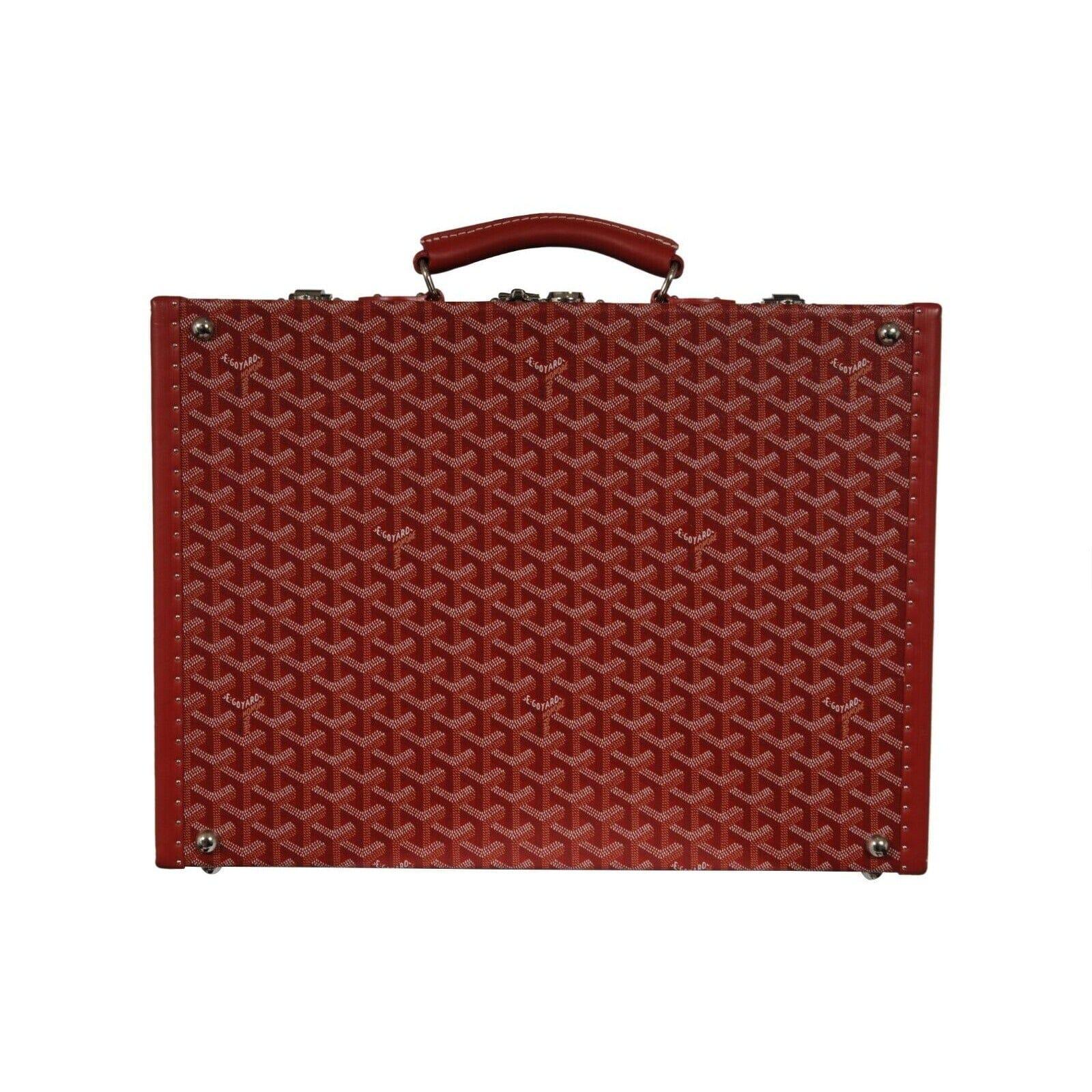 - Red goyardine exterior

- Multiple document holders inside

- Palladium hardware

- No Lock/Key Or Dust Bag 



Condition: 

The briefcase is in excellent shape with no major imperfections, please view all of the listing images 



Measurements: (