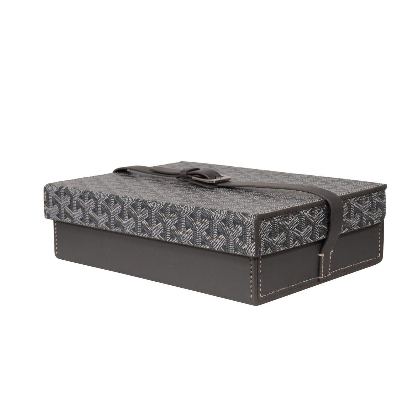 Goyard Montre De Voyage Eight Watch Box Gray Travel Trunk Case Buckle Strap Roll Bon état - En vente à North Miami, FL