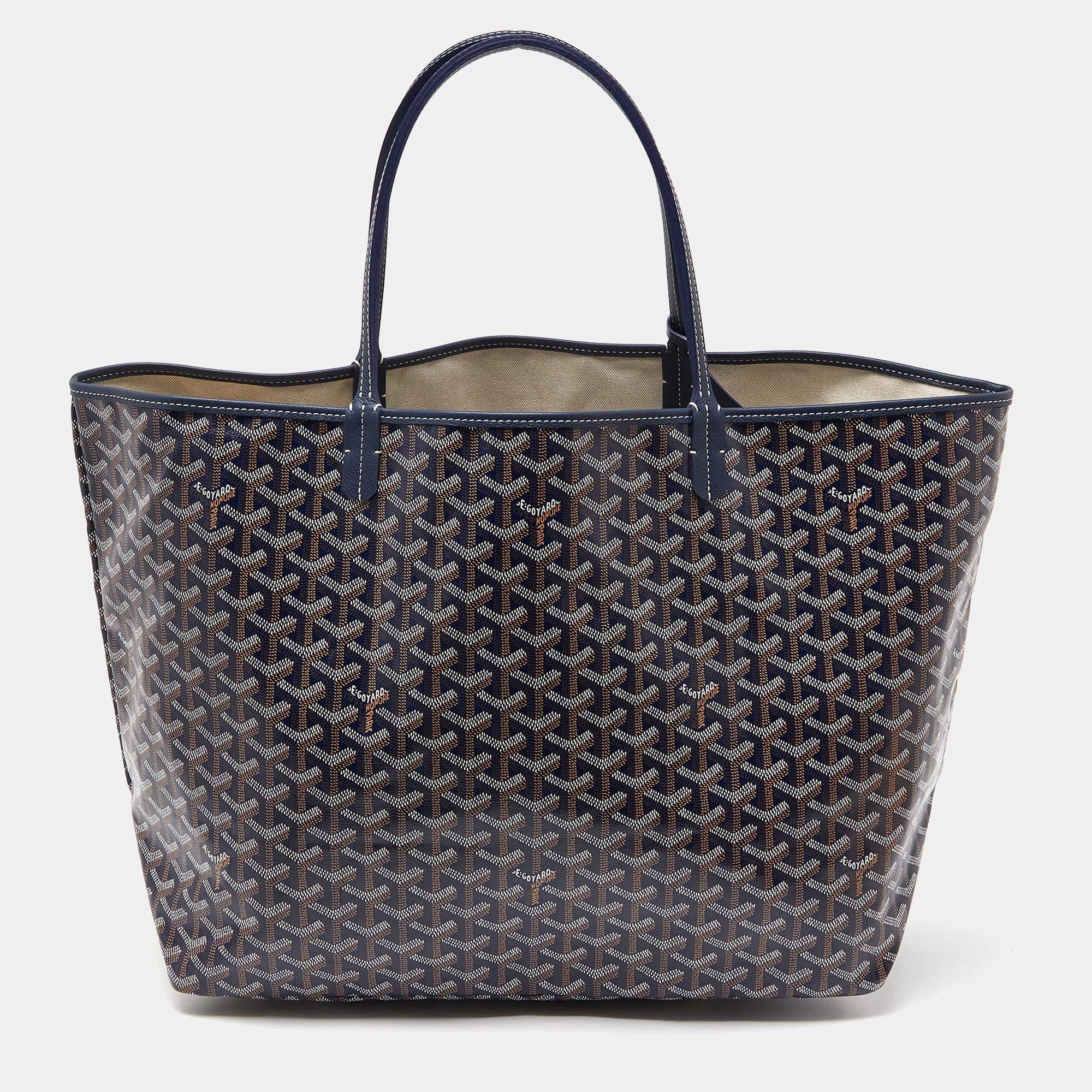 A classic bag comes with the promise of enduring appeal, boosting your style time and again. This Goyard tote is one such creation. It’s a fine purchase.

Includes: Original Dustbag, Original Pouch, Info Booklet


