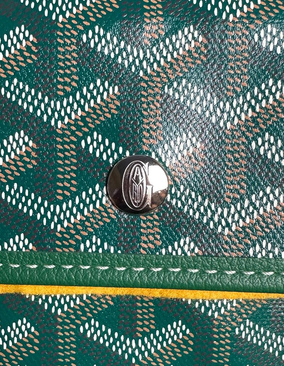 Goyard NWT Green Canvas Goyardine Saint Louis PM Tote Bag w/ Insert For Sale 5
