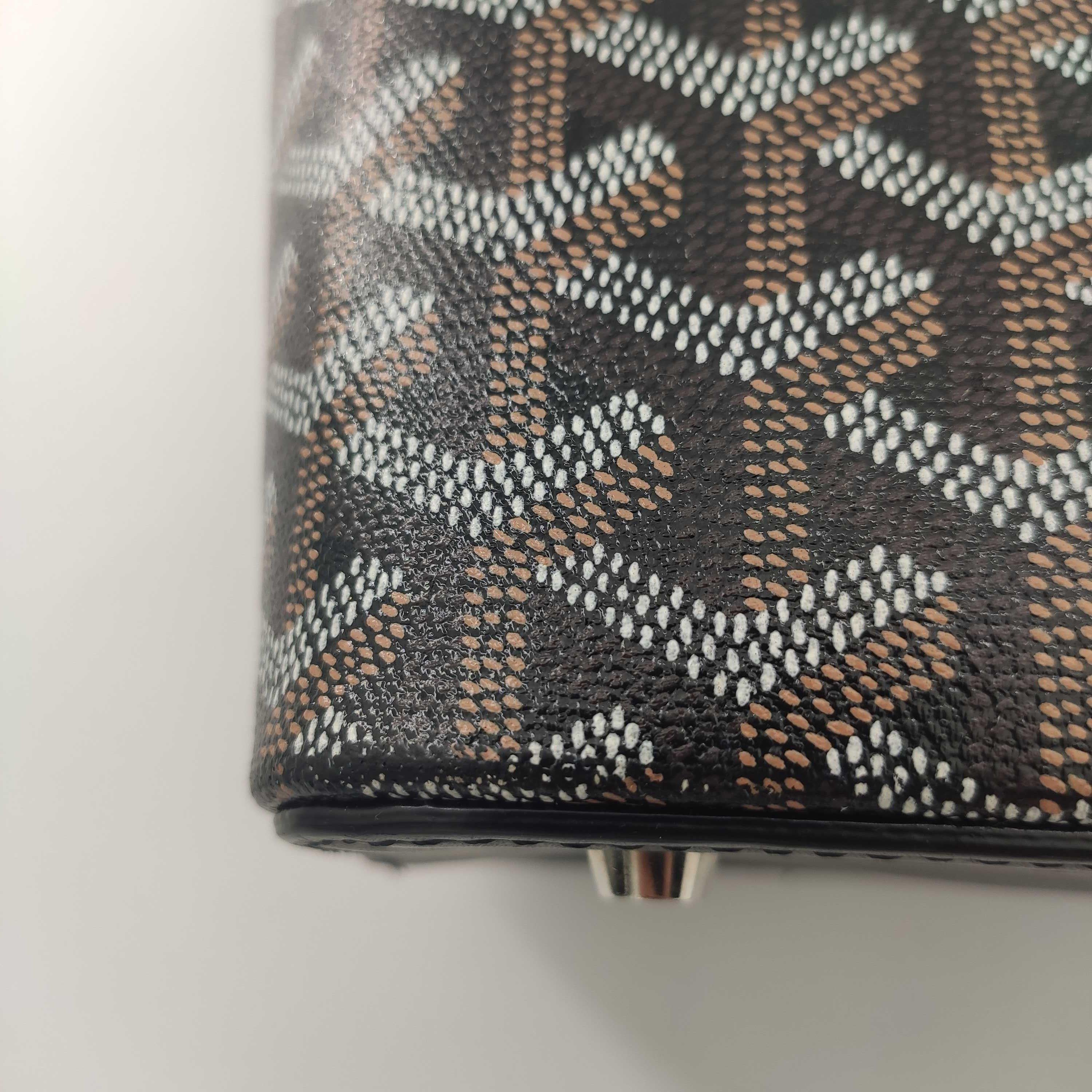 GOYARD Okinawa Shoulder bag in Black Canvas 5