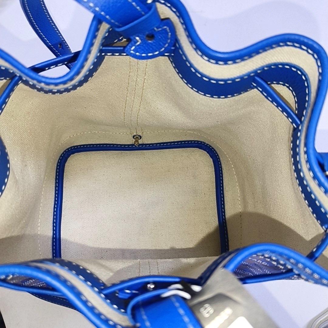 Women's Goyard Petit Flot Drawstring Bucket Bag Blue Goyardine Crossbody Bag