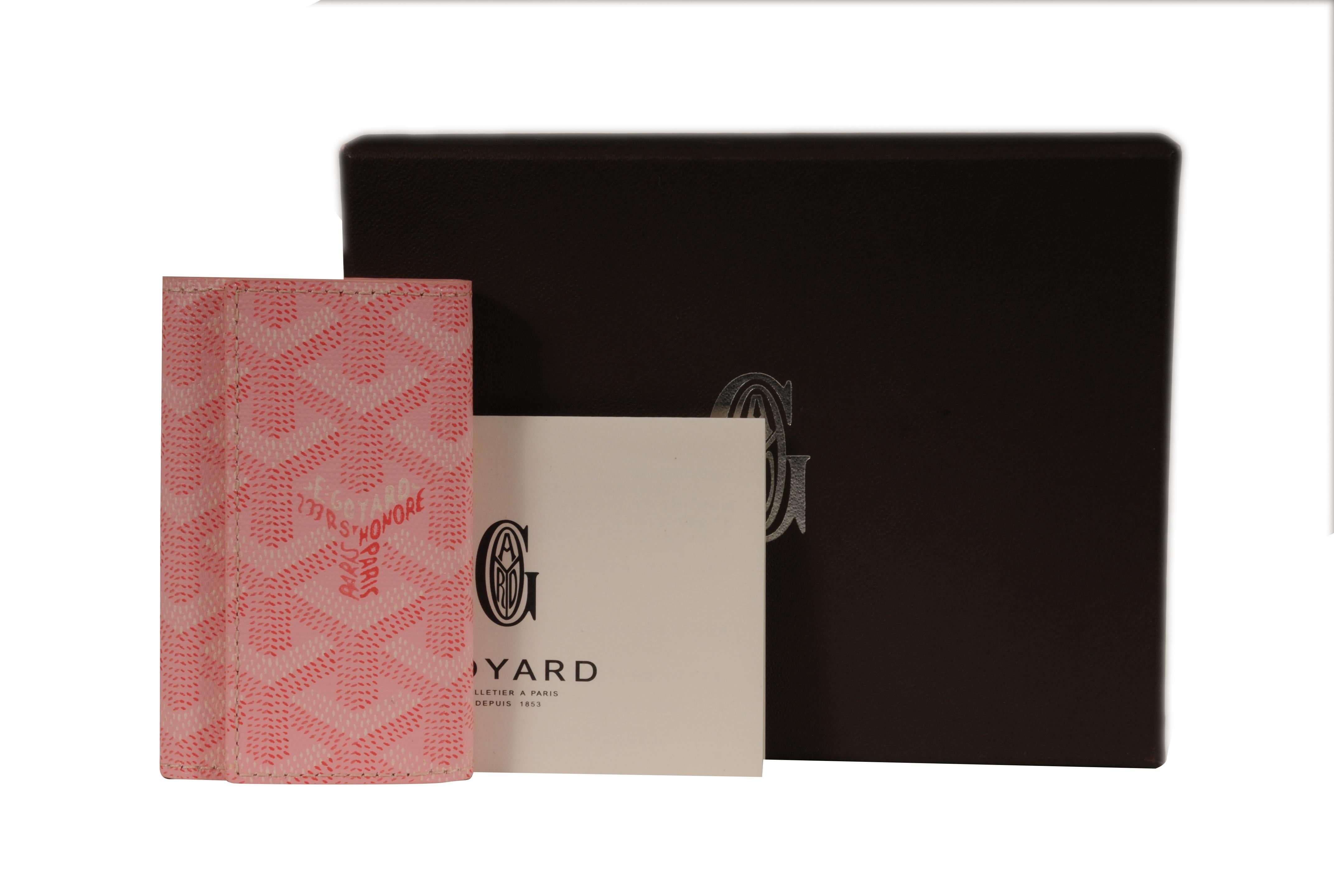 Cartera de viaje con seis llaveros Goyard Saint Michel rosa en venta 12