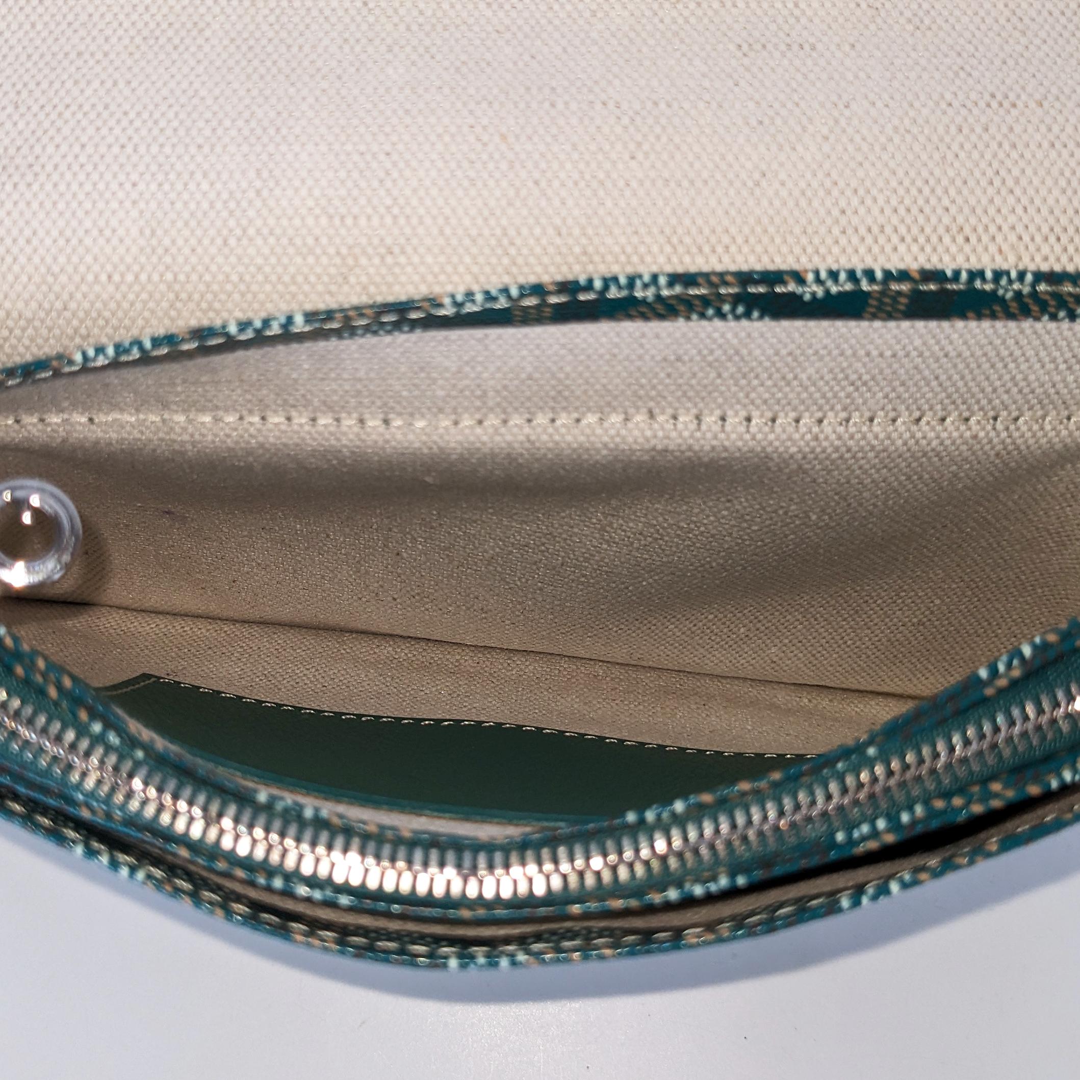 Women's or Men's Goyard Plumet Goyardine Crossbody Bag Green