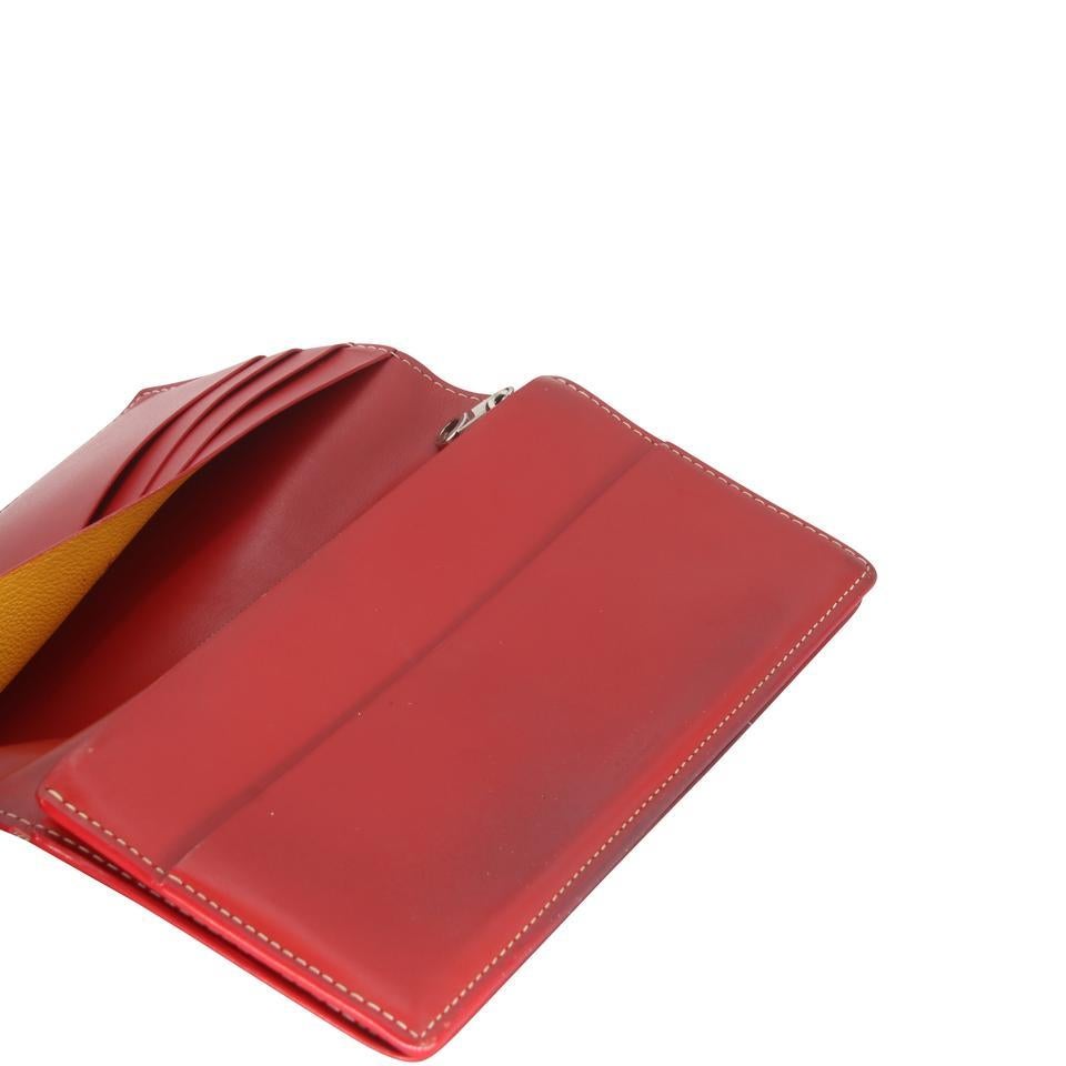 Women's Goyard Red Long Coated Canvas Bi-Fold International Richelieu Wallet For Sale