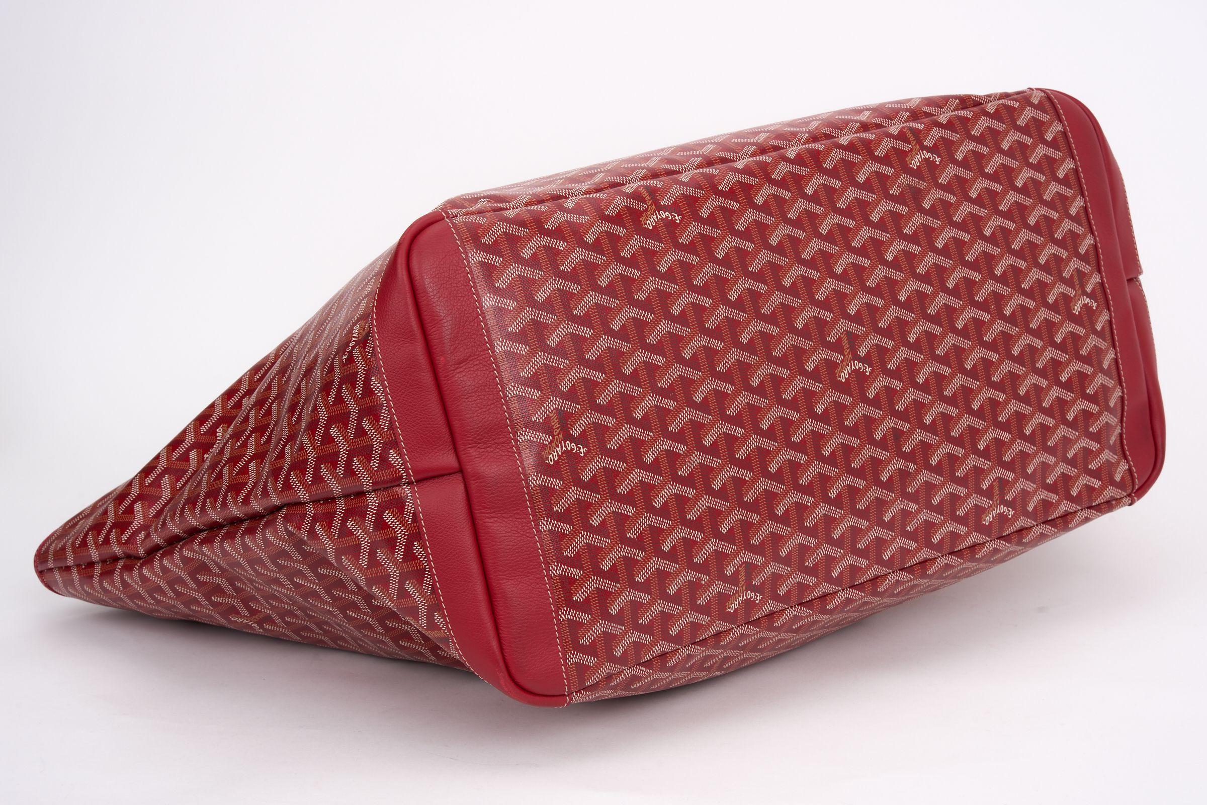 Women's Goyard Red XXL Zipped Shoulder  Tote For Sale