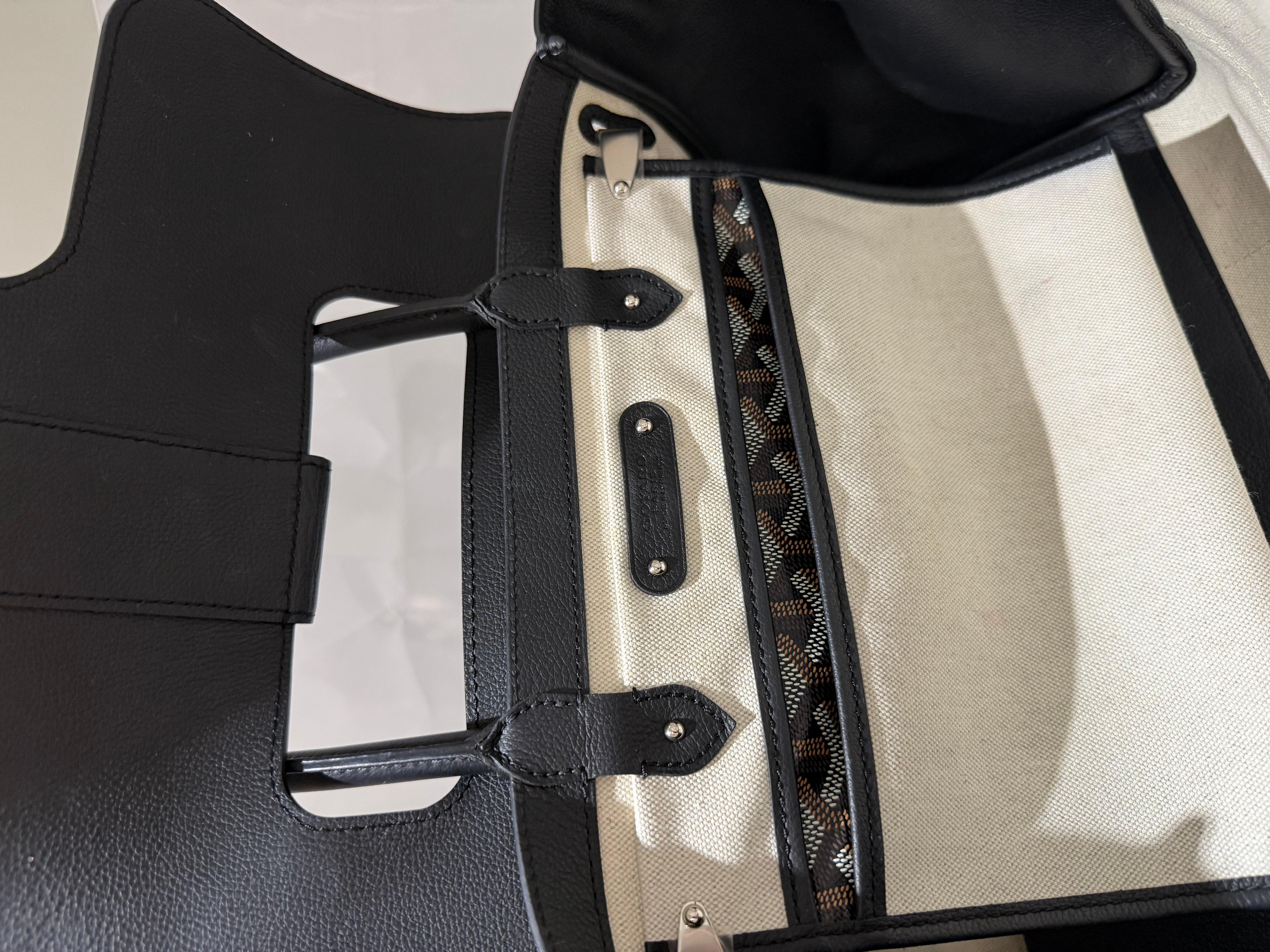 Women's or Men's Goyard Saïgon tote bag
