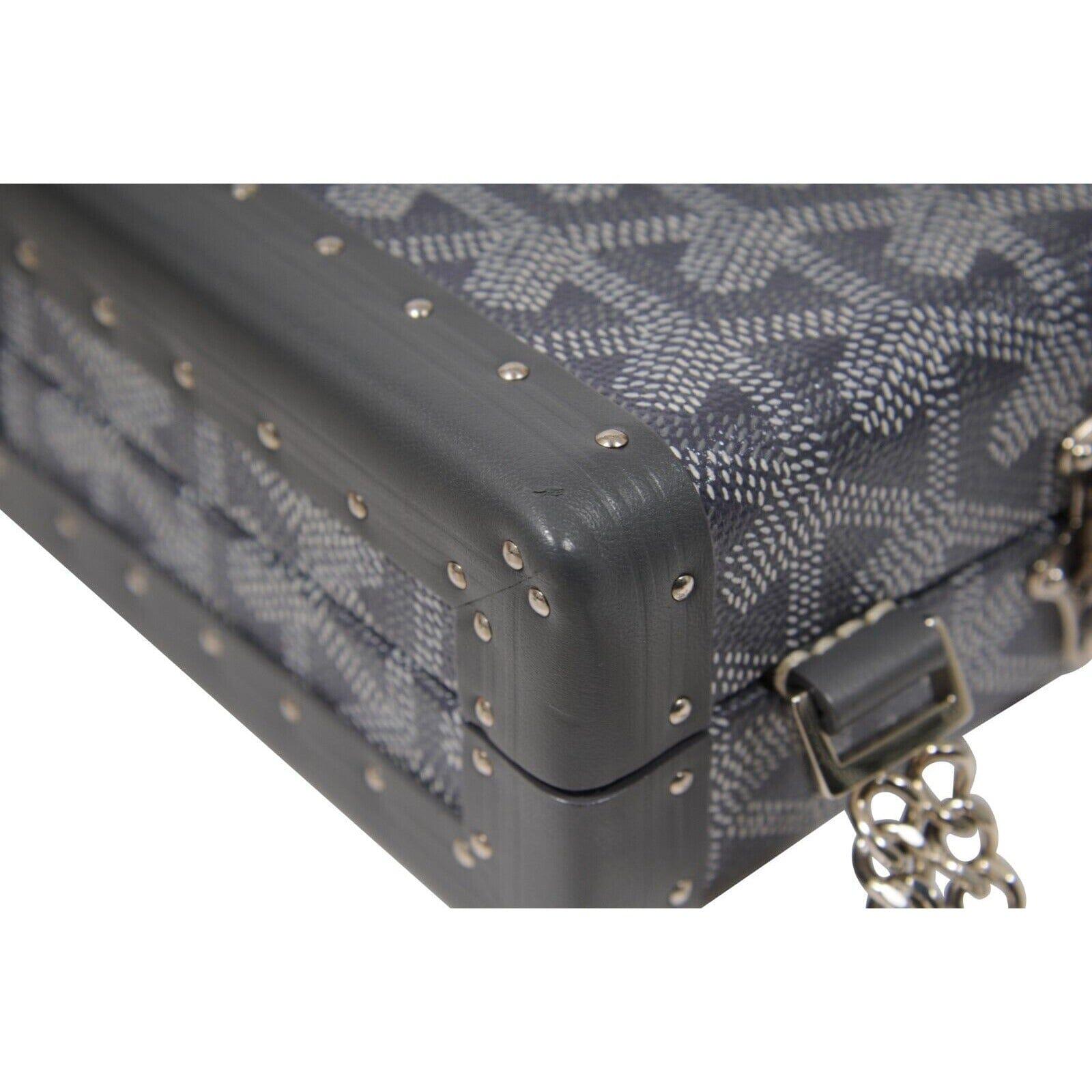 Goyard Saint Honore Trunk Bag Grey Leather Crossbody Shoulder Rectangle Clutch en vente 6