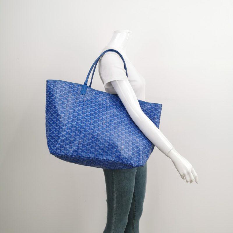 Goyard Saint Louis GM Tote Large Blue
 These are professional photos of the actual bag.
 The Goyard Saint Louis GM Tote is the perfect bag for those who want to make a bold statement. The bright and electric blue color stands out and exudes a