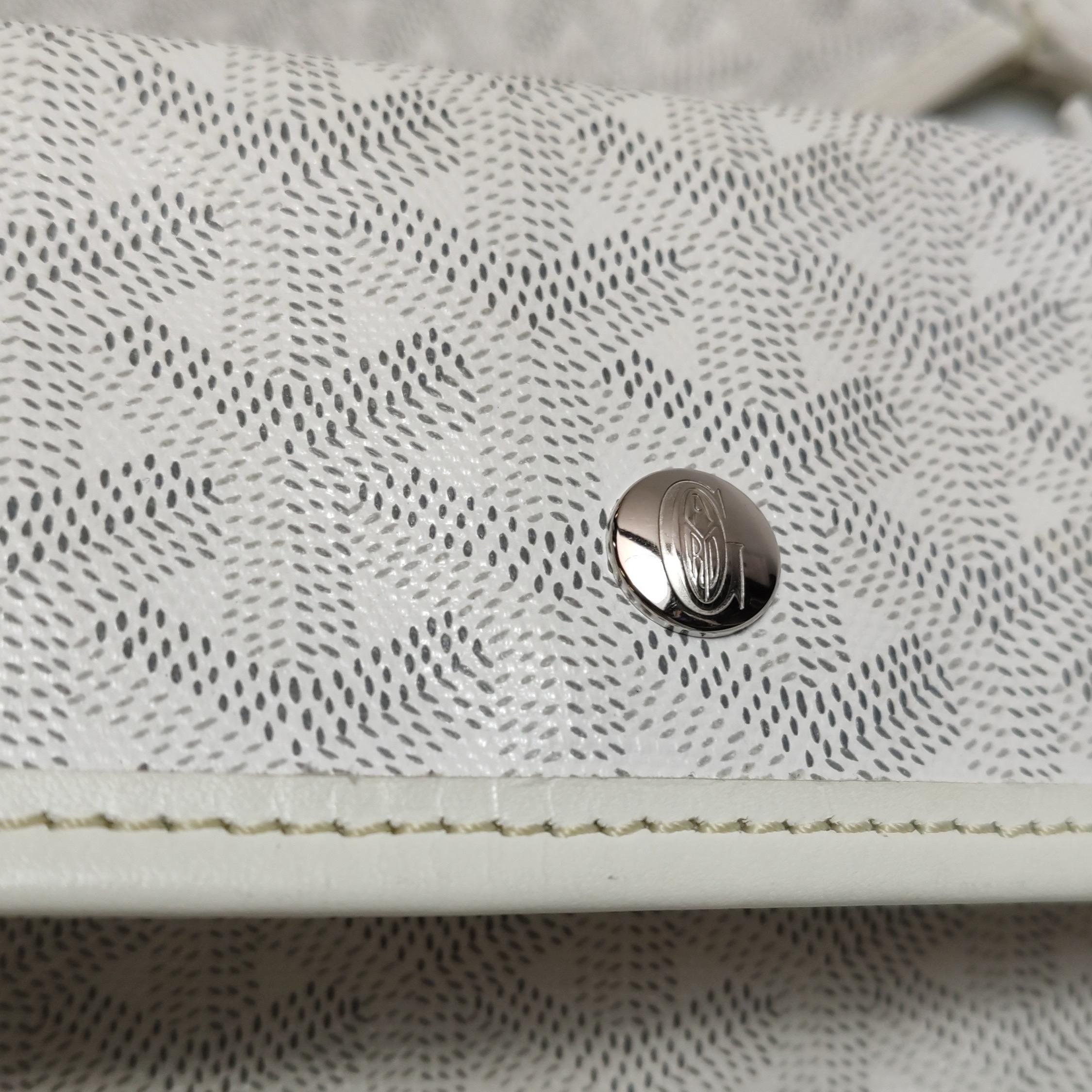 Goyard Saint Louis GM Tote Large White Goyardine Canvas 2011 en vente 8