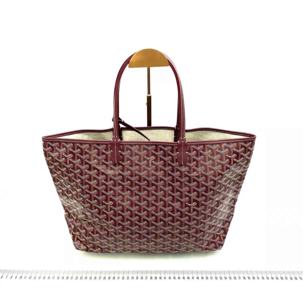 Marron Goyard Saint Louis PM Medium Burgundy Goyardine Tote 2020 en vente