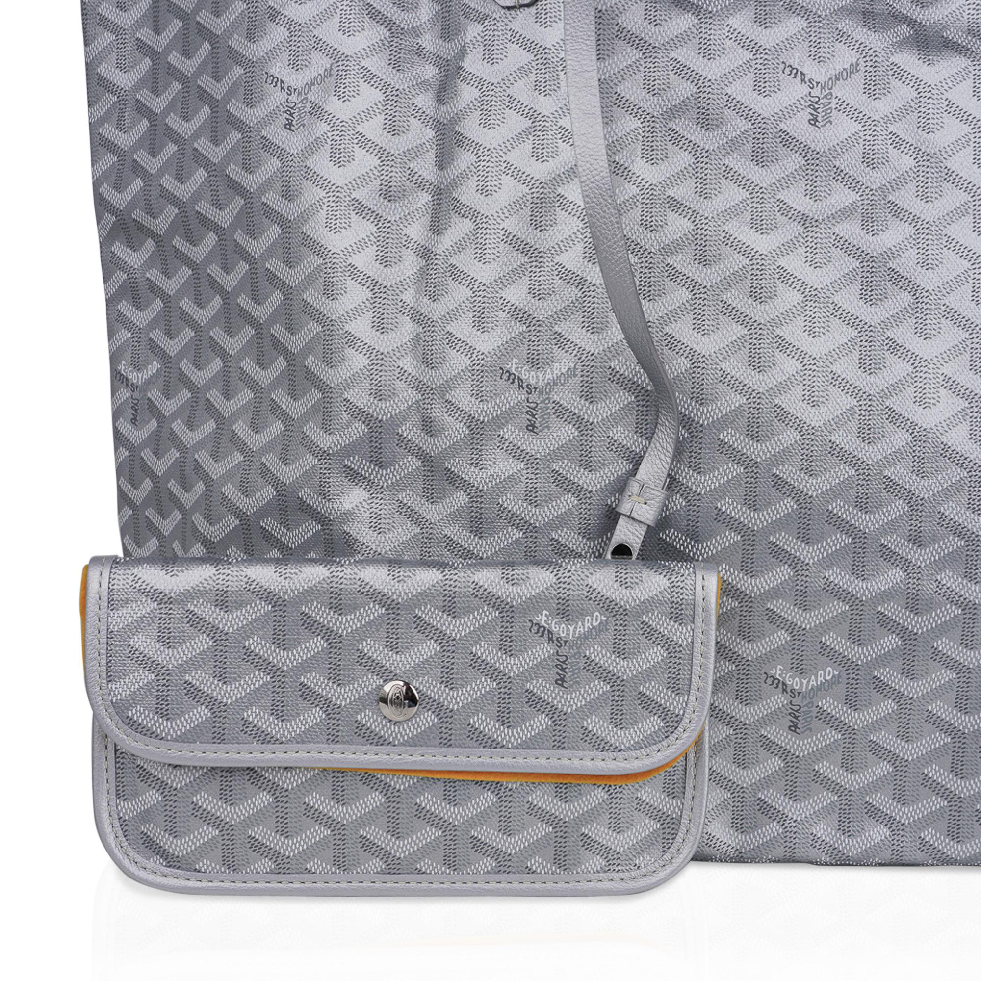 Goyard Saint Louis Silver Metallic GM Limited Edition 2021 Tote Bag New w/Tag In New Condition In Miami, FL