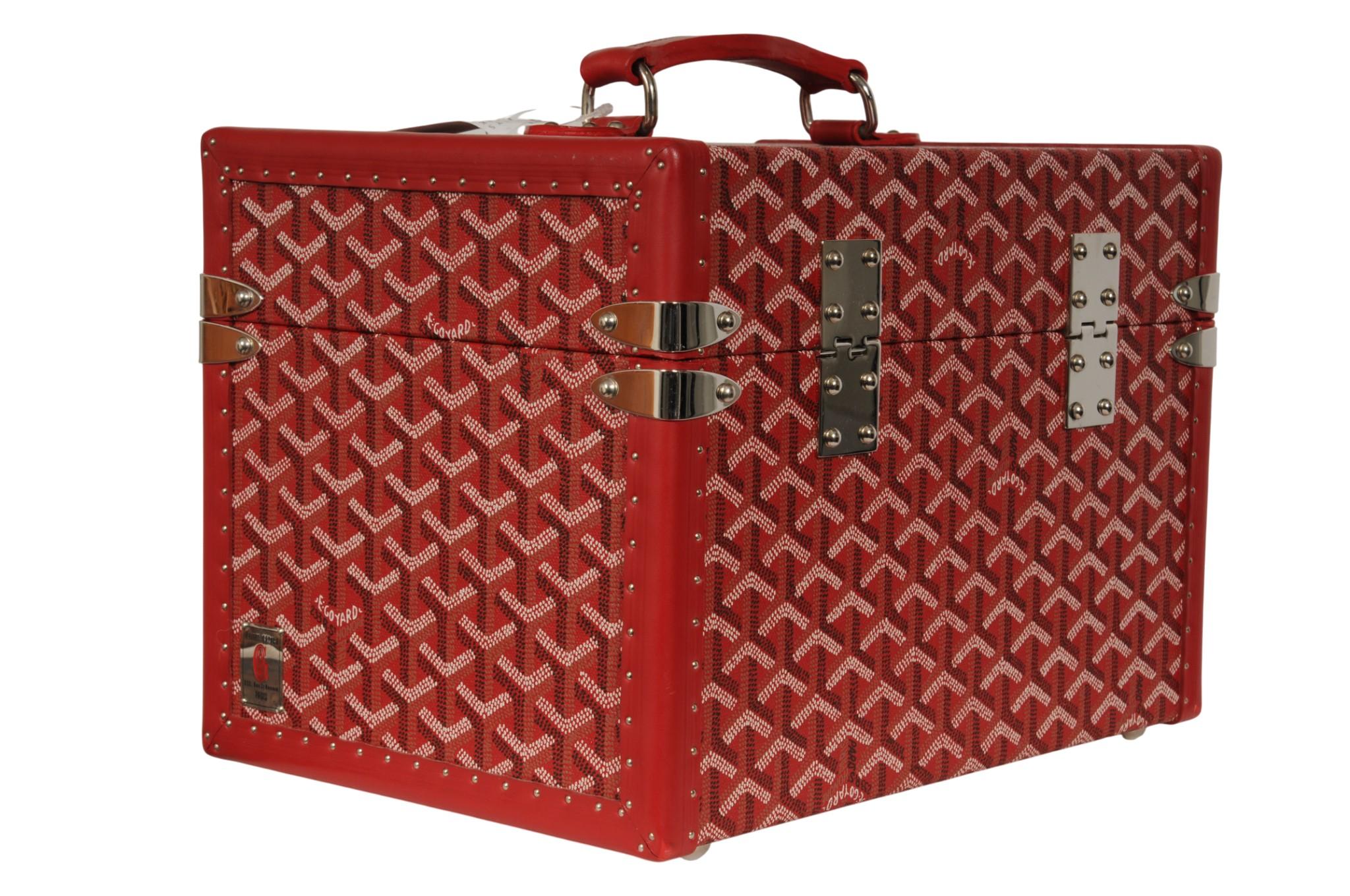 Goyard Sardaigne Vanity Zug Fall Storage Box Hard Sided Travel Trunk Red Siver für Damen oder Herren im Angebot