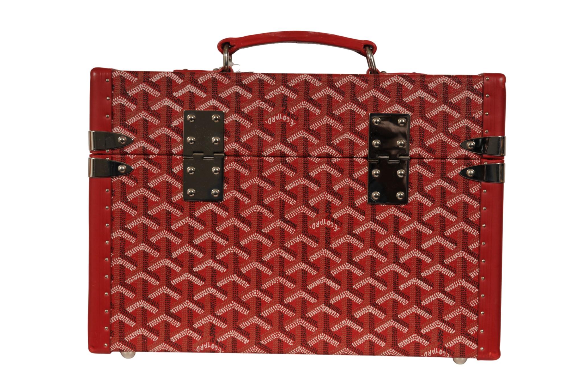 Goyard Sardaigne Vanity Zug Fall Storage Box Hard Sided Travel Trunk Red Siver im Angebot 1