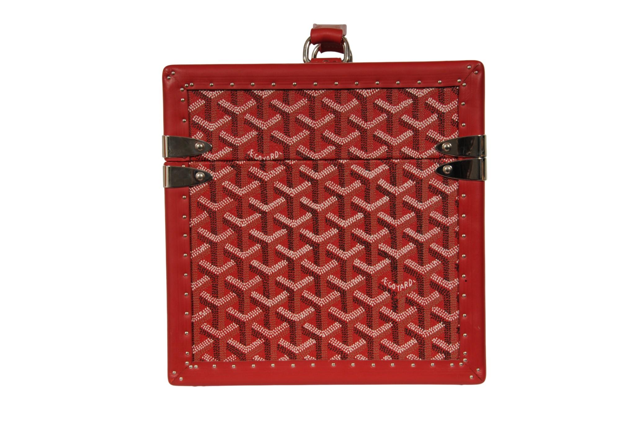 Goyard Sardaigne Vanity Zug Fall Storage Box Hard Sided Travel Trunk Red Siver im Angebot 3