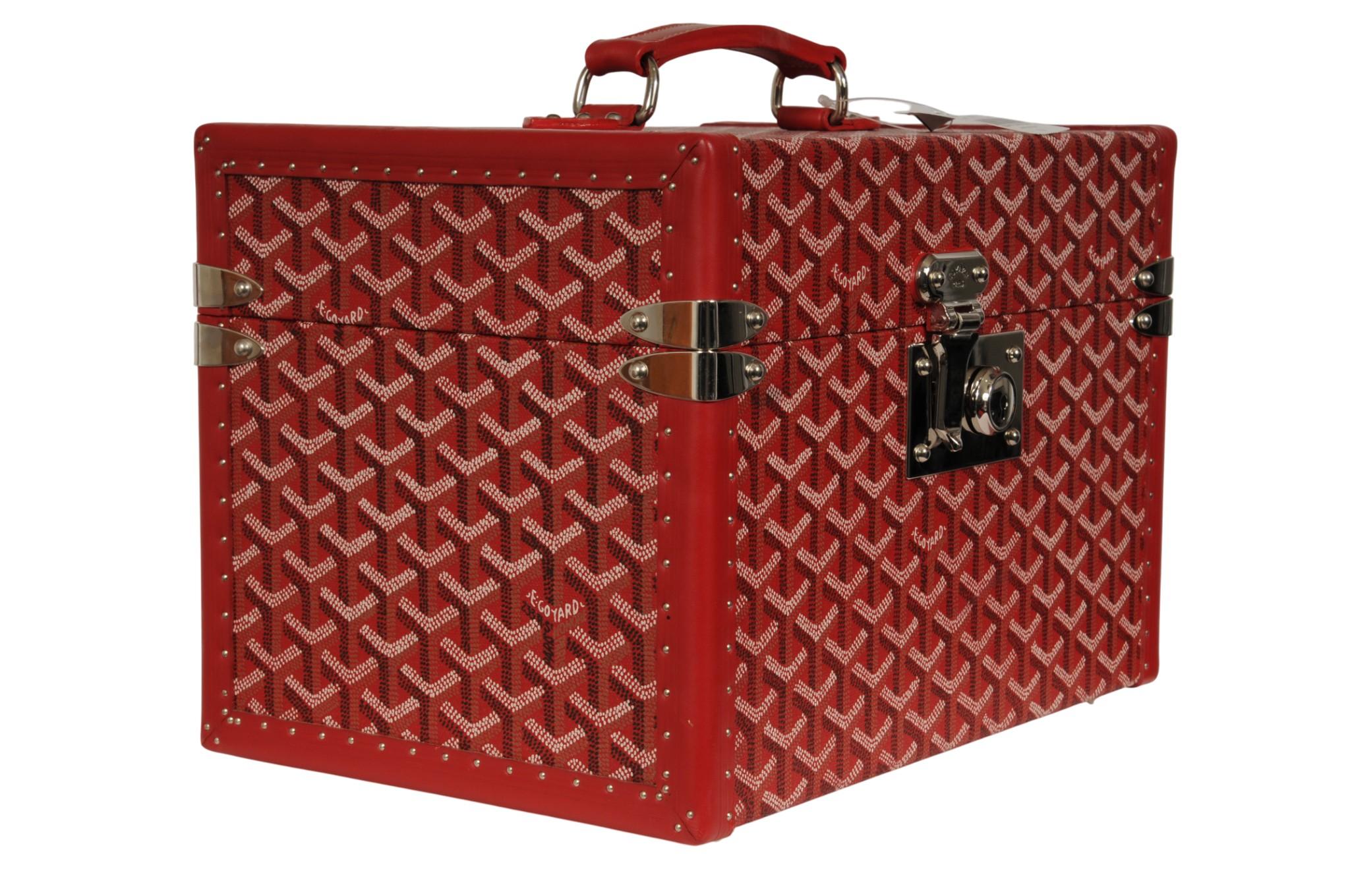 Goyard Sardaigne Vanity Zug Fall Storage Box Hard Sided Travel Trunk Red Siver im Angebot 4