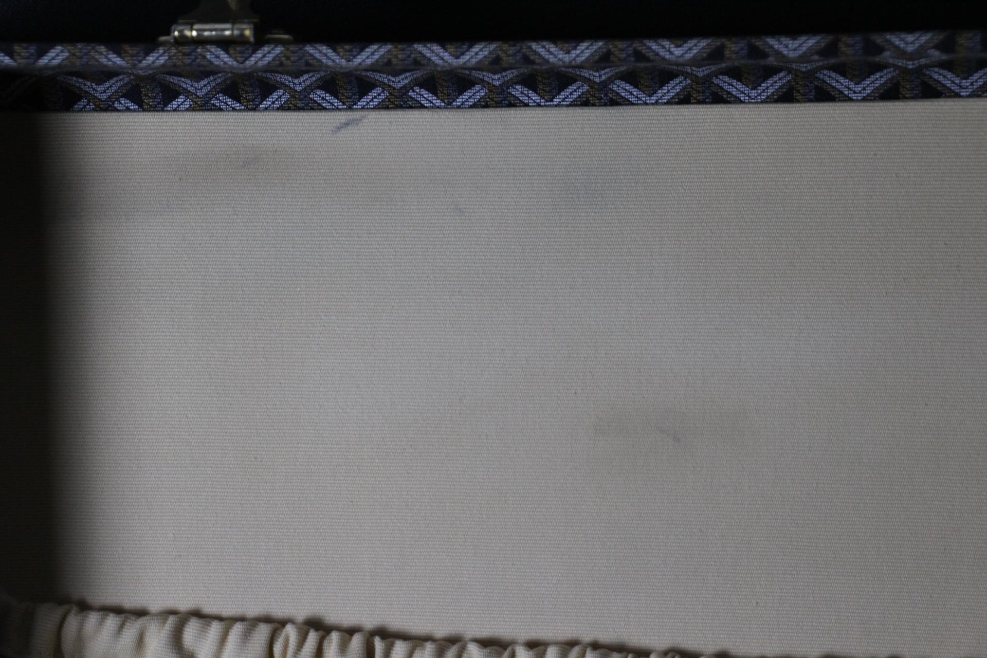 Baúl de vapor Goyard, Baúl Goyard de 80 cm en lona Chevron, Mesa baja Goyard en venta 6