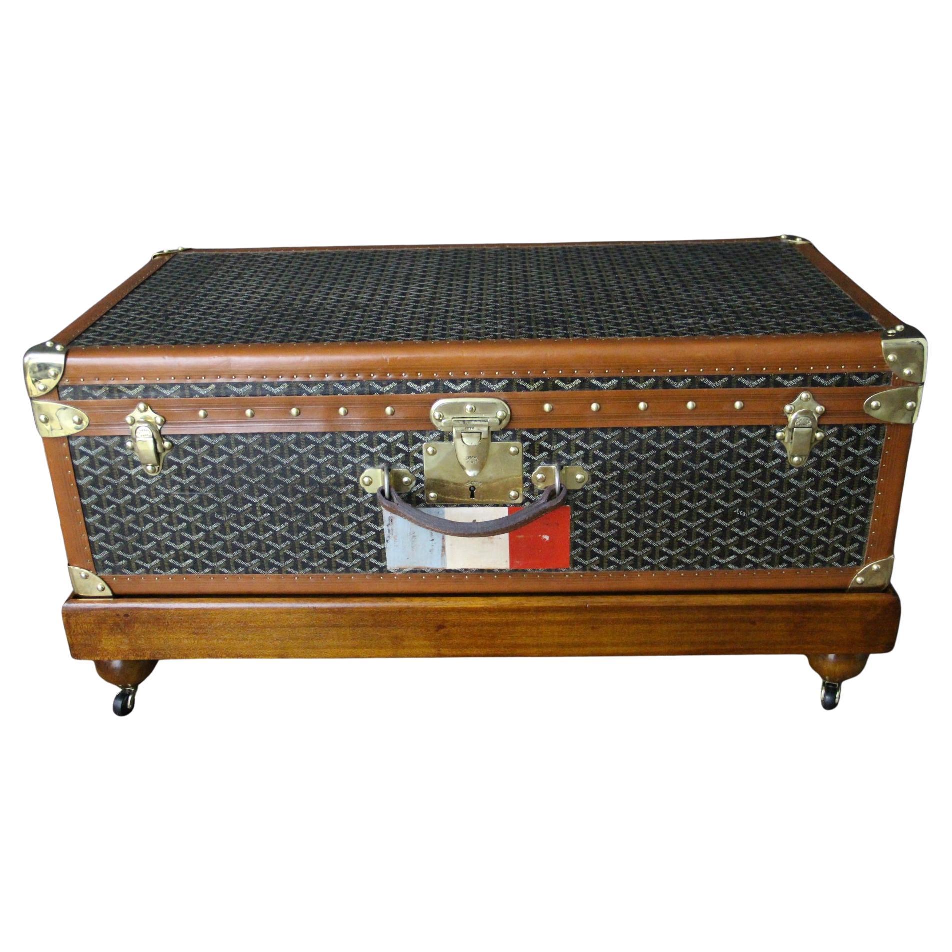 Goyard Steamer Trunk,  86 cm Goyard Trunk in Chevrons Canvas For Sale