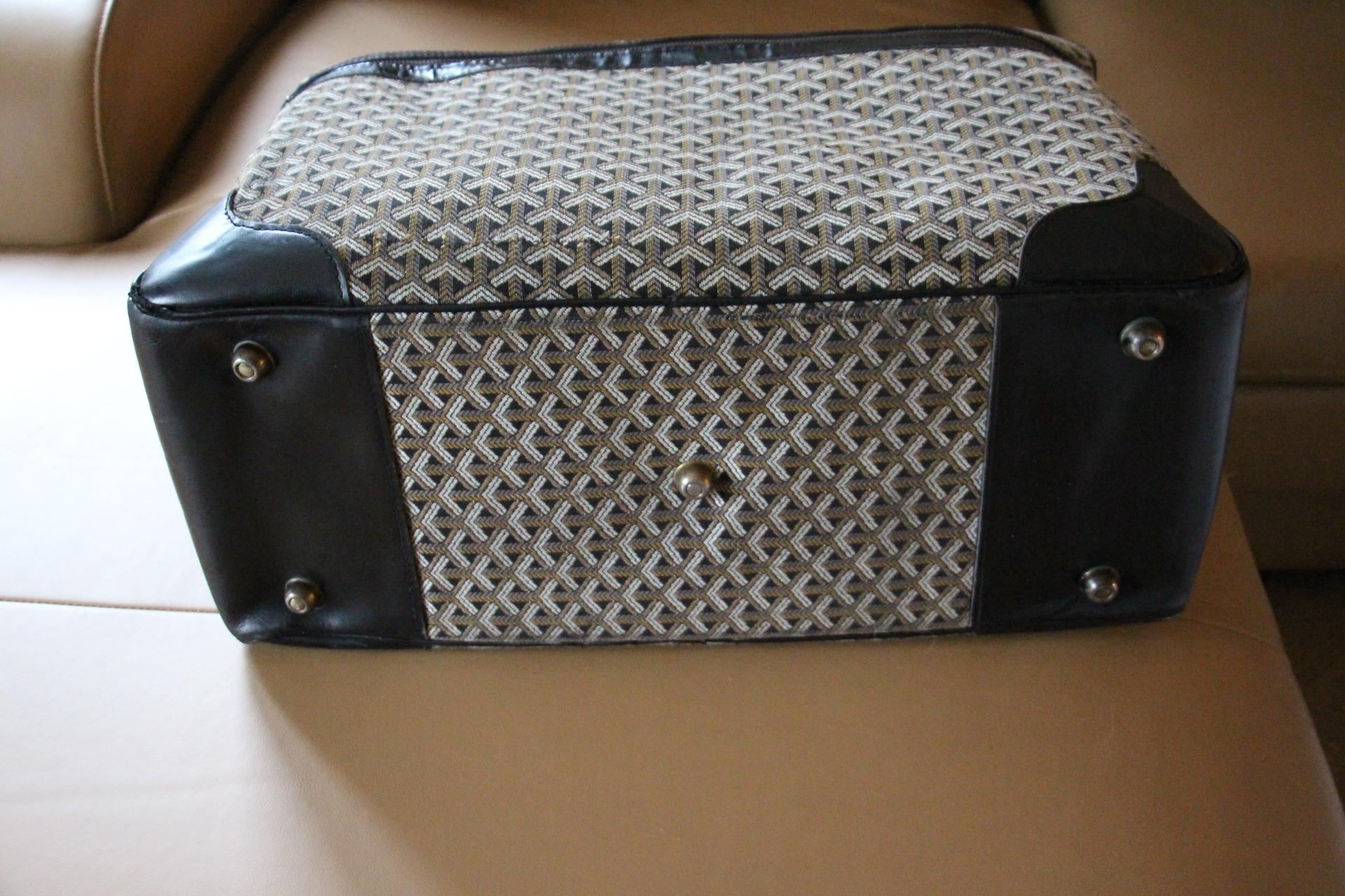 Goyard Travel Bag in Chevrons Woven Canvas, Large Goyard Bag For Sale 11