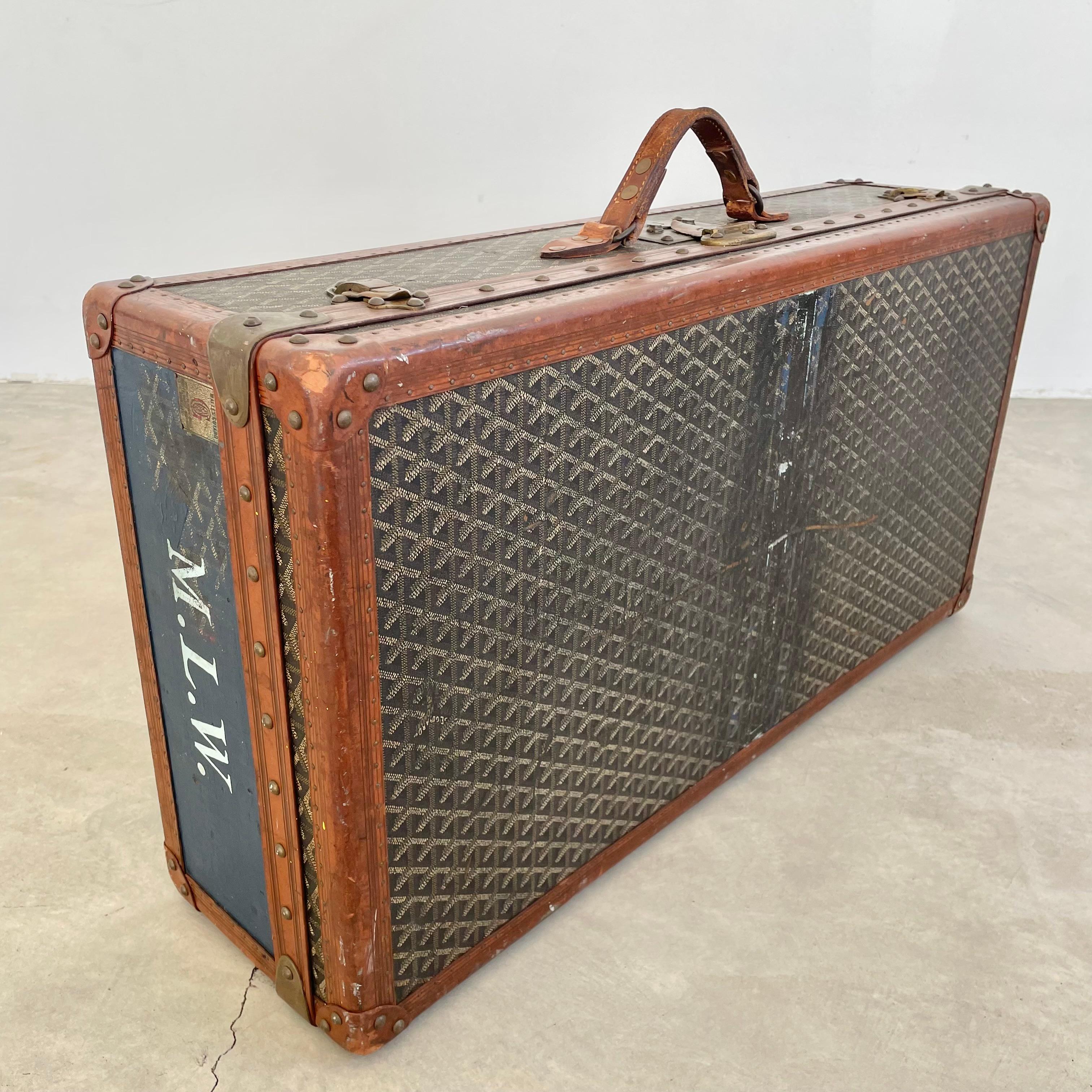 Coffre de Goyard, France, années 1940 Bon état - En vente à Los Angeles, CA