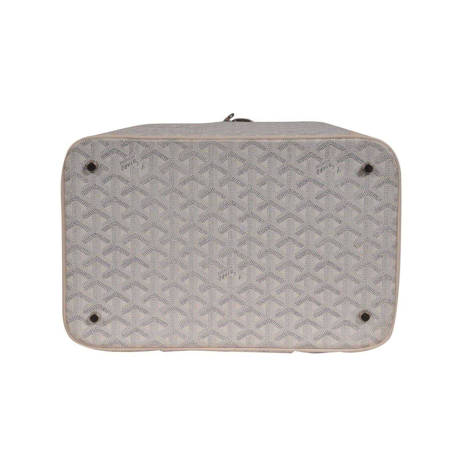 Goyard Vintage 2000's Y2k Blanco Vanity Train Case Canvas Crossbody Bolsa de viaje en venta 5