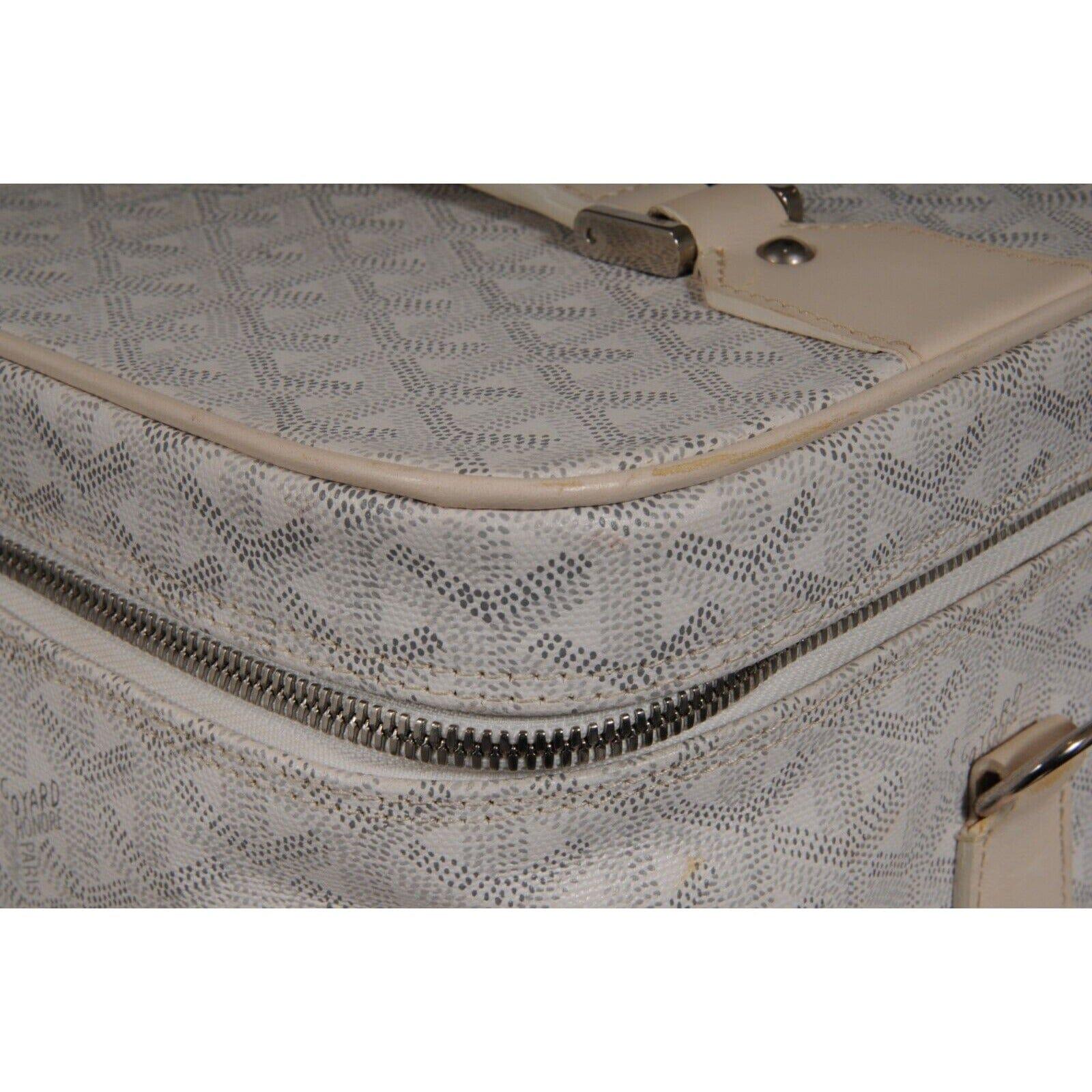 Goyard Vintage 2000's Y2k Blanco Vanity Train Case Canvas Crossbody Bolsa de viaje en venta 6