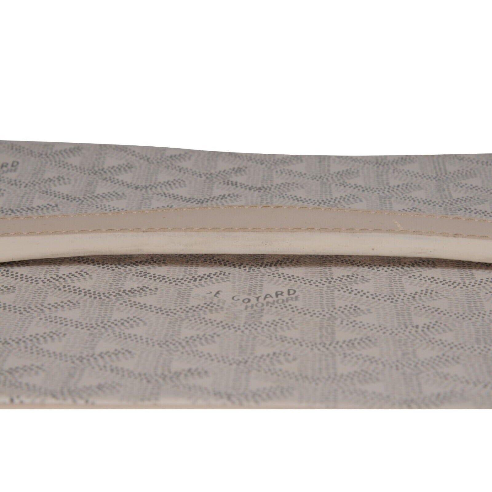 Goyard Vintage 2000's Y2k Blanco Vanity Train Case Canvas Crossbody Bolsa de viaje en venta 3