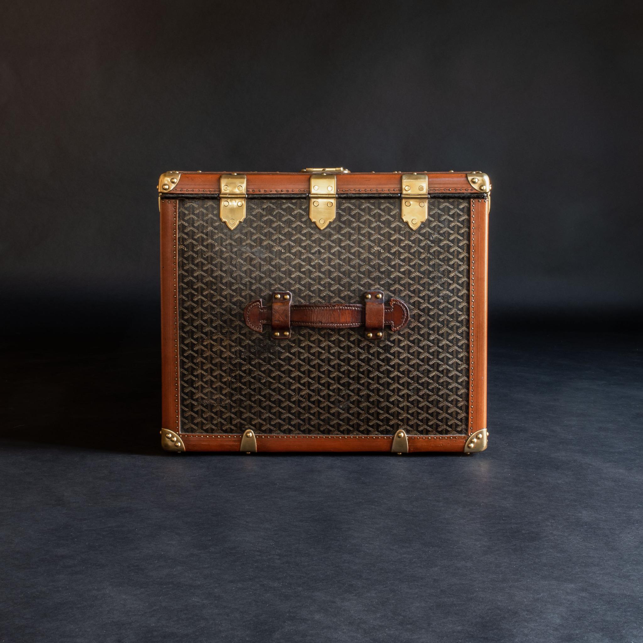 Goyard Wardrobe Trunk, circa 1920 For Sale 2