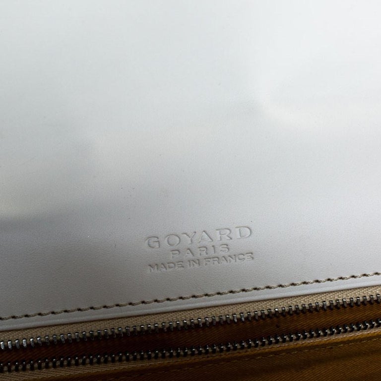 Goyard White Chevron Print Coated Canvas Belvedere MM Bag Saddle Bag For  Sale at 1stDibs