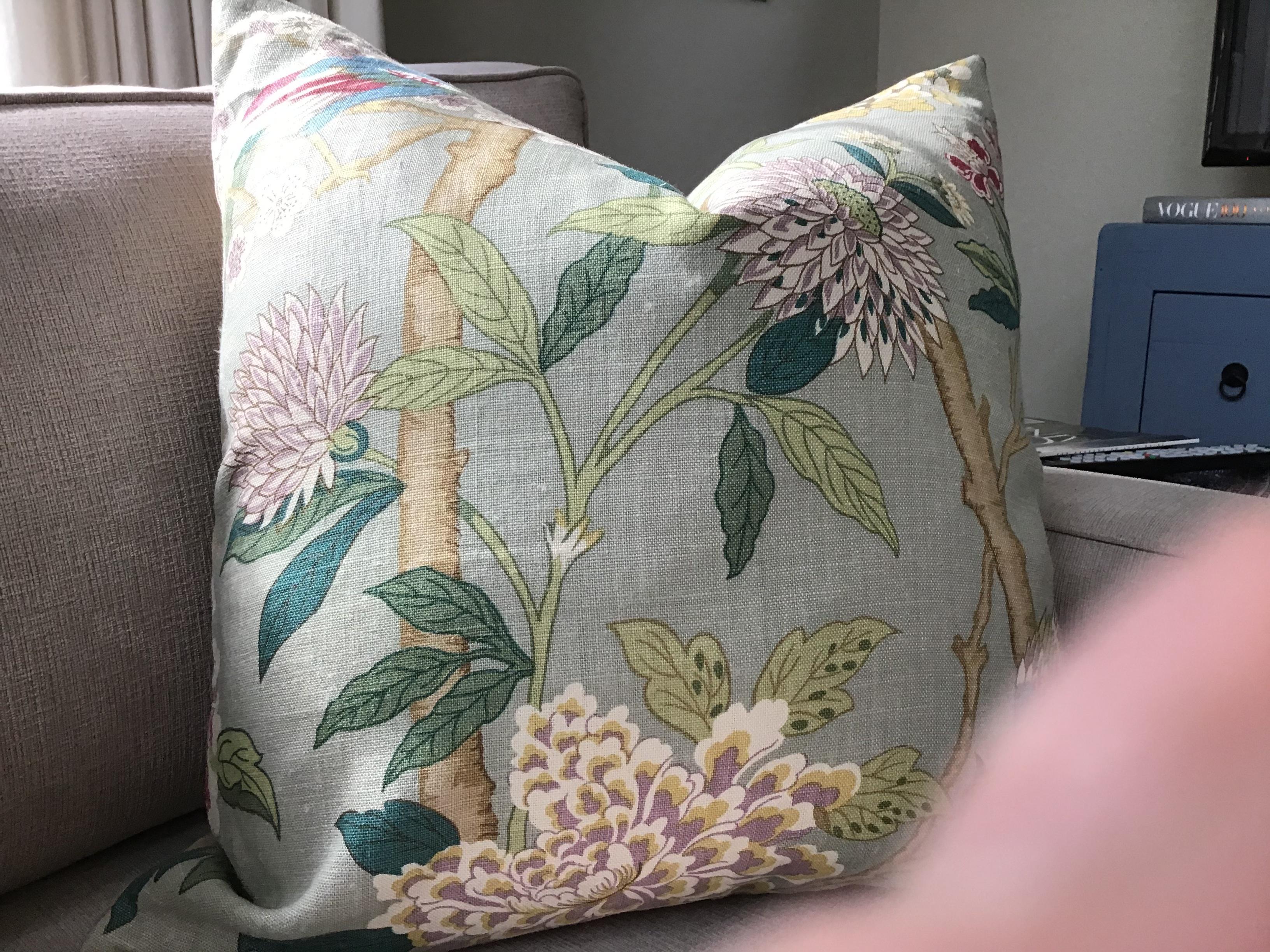 GP & J Baker Hydrangea-Vogel in Aqua/Rose 22